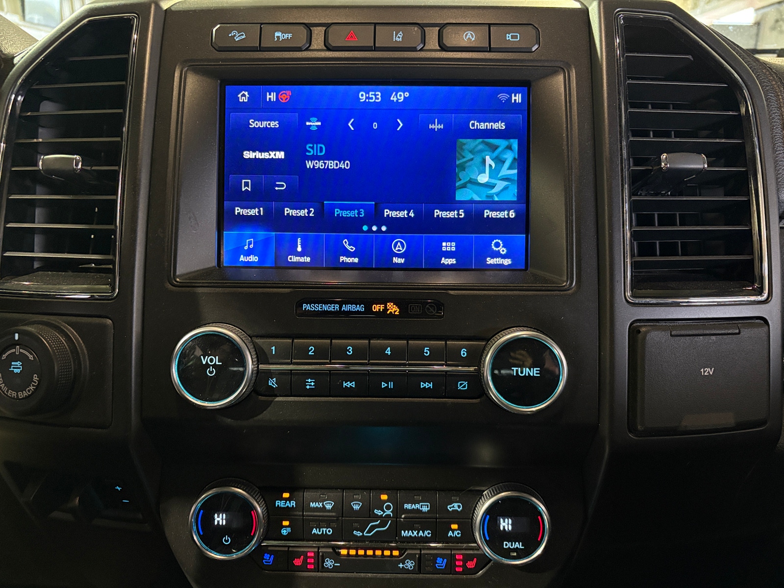 Thumbnail: 2020 Ford Expedition - 3
