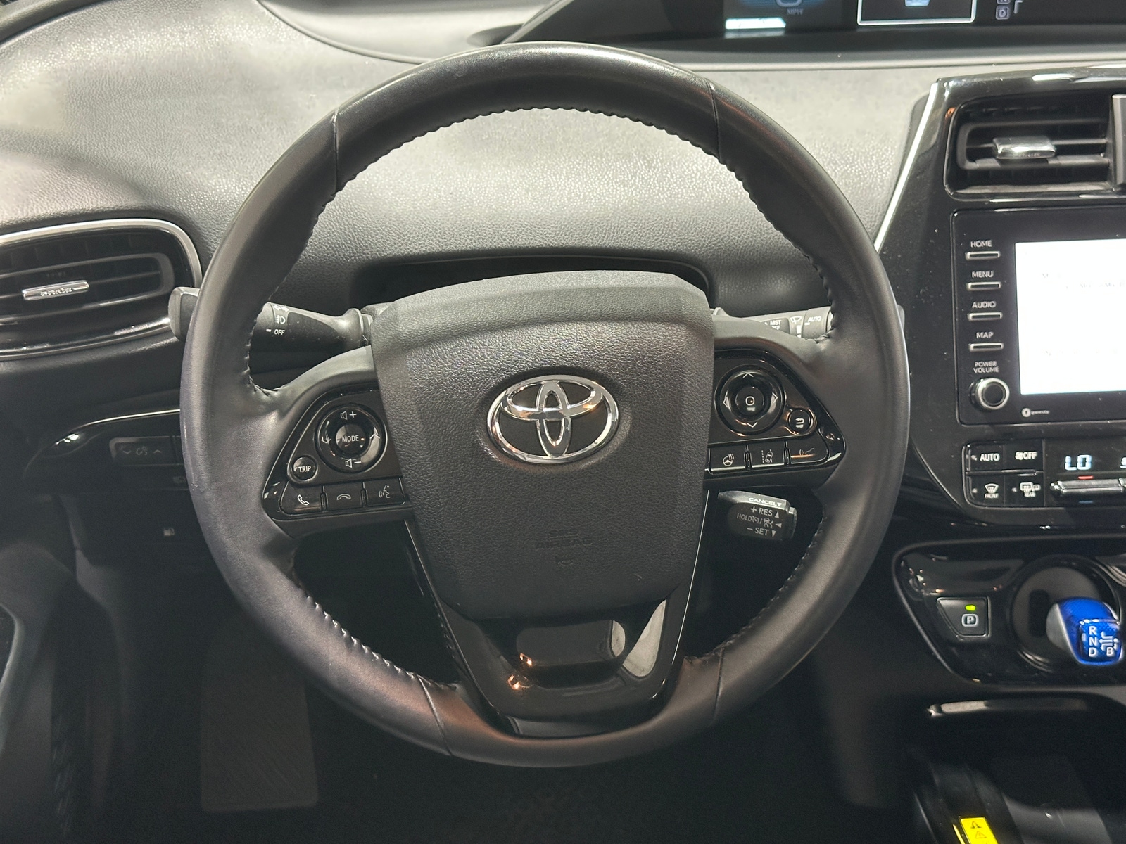 Thumbnail: 2022 Toyota Prius - 4