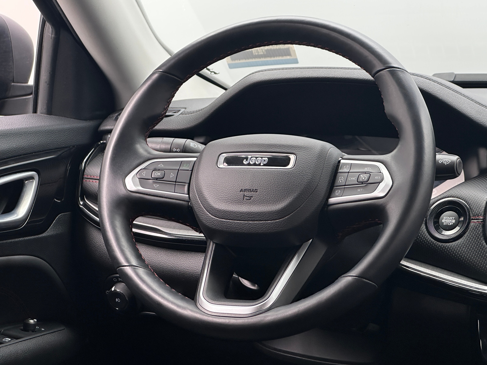 Thumbnail: 2022 Jeep Compass - 4