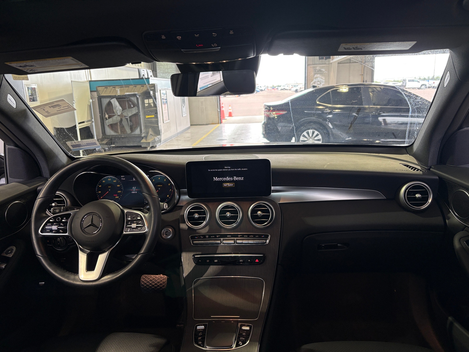 Thumbnail: 2022 Mercedes-Benz GLC - 2