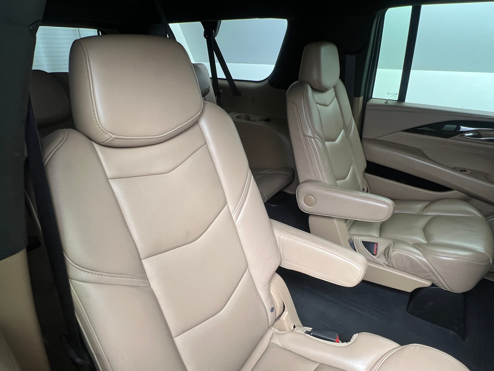 Thumbnail: 2019 Cadillac Escalade - 5
