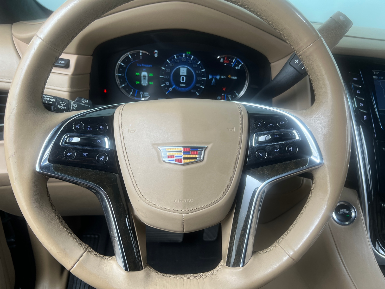 Thumbnail: 2019 Cadillac Escalade - 4