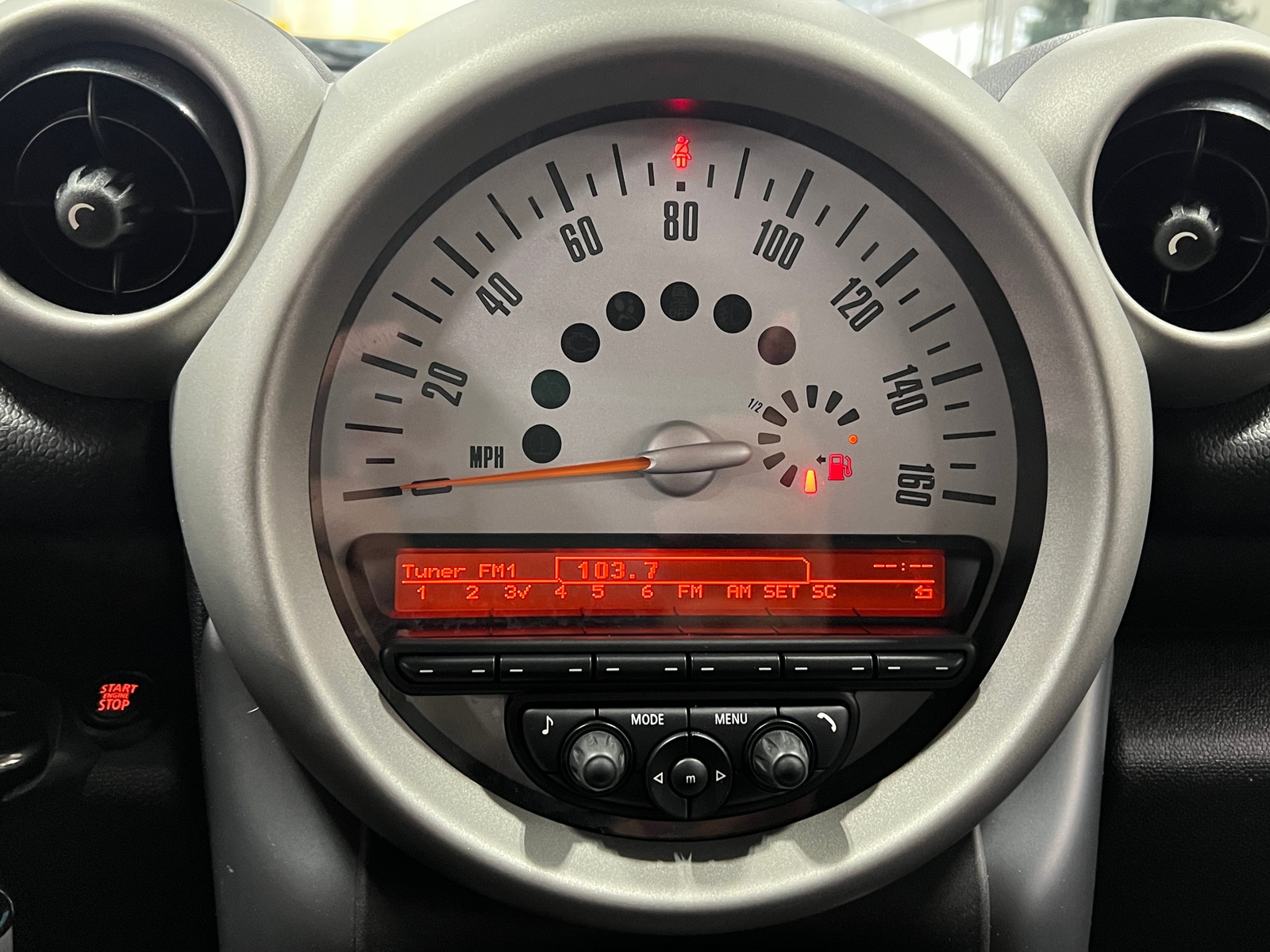 Thumbnail: 2011 MINI Cooper Countryman - 3