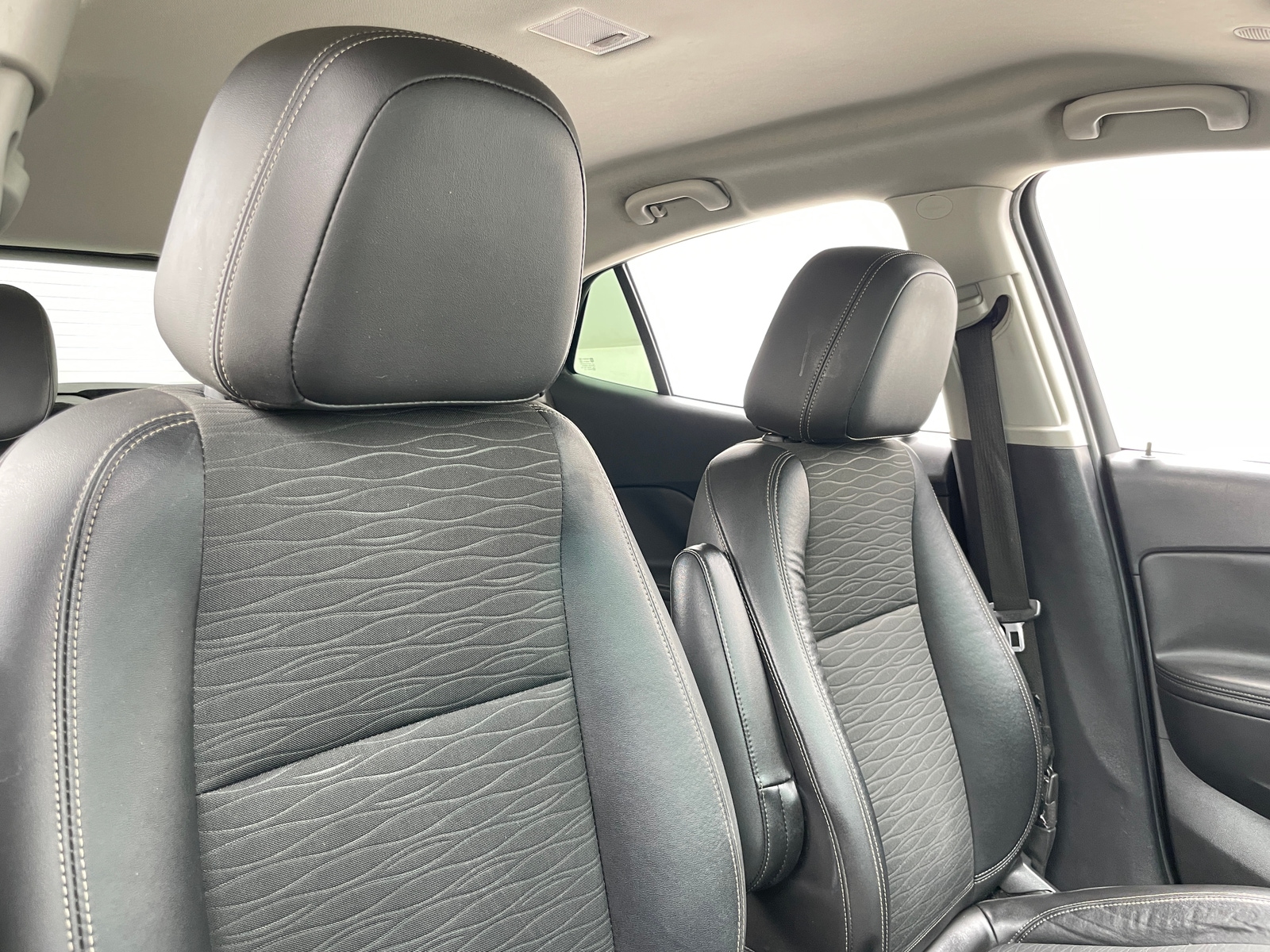 Thumbnail: 2015 Buick Encore - 2
