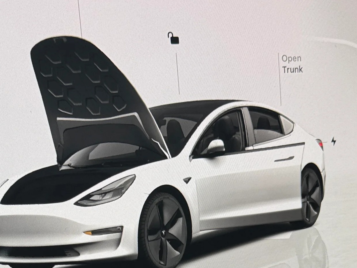 Thumbnail: 2023 Tesla Model 3 - 3