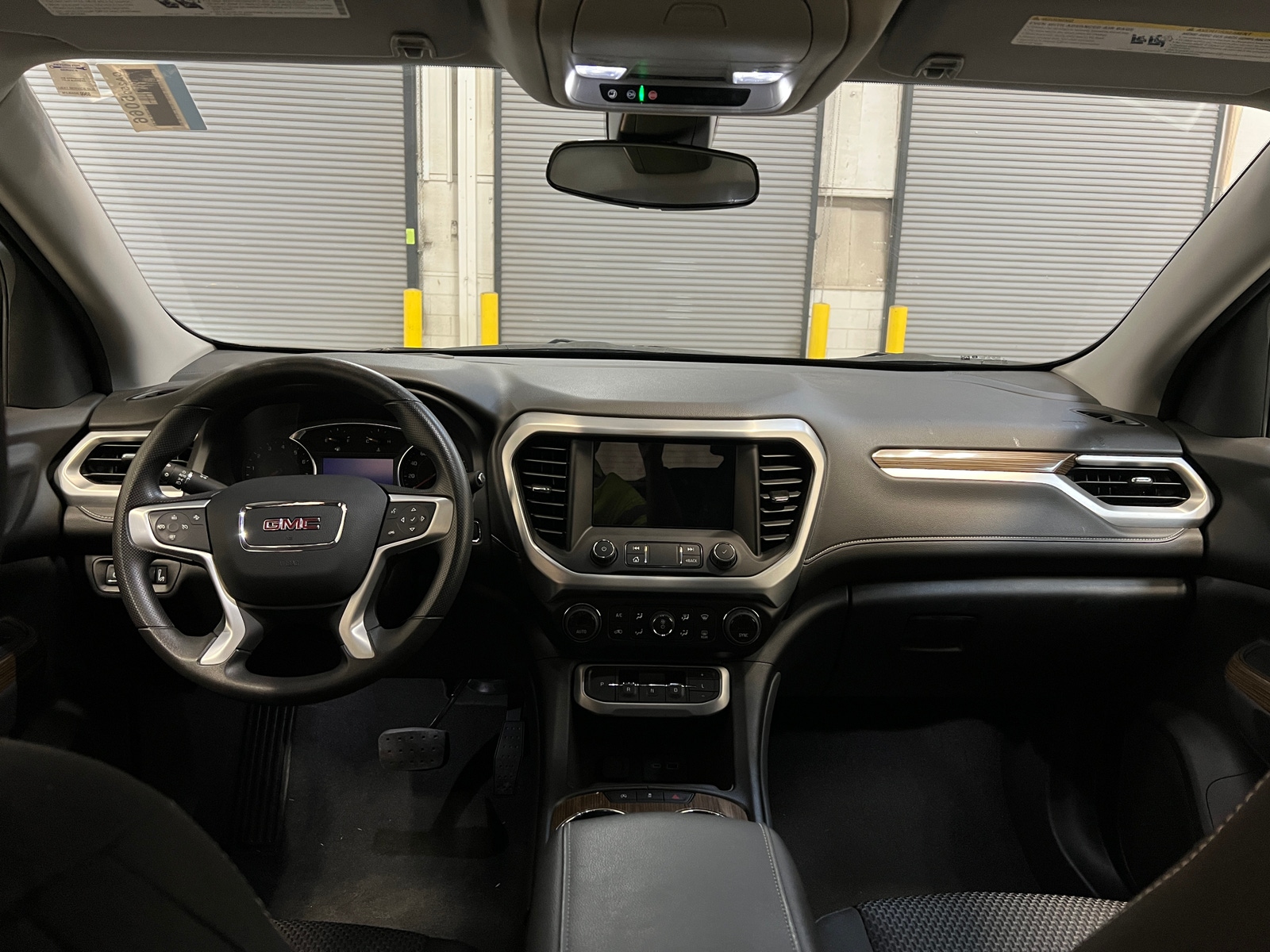 Thumbnail: 2023 GMC Acadia - 3