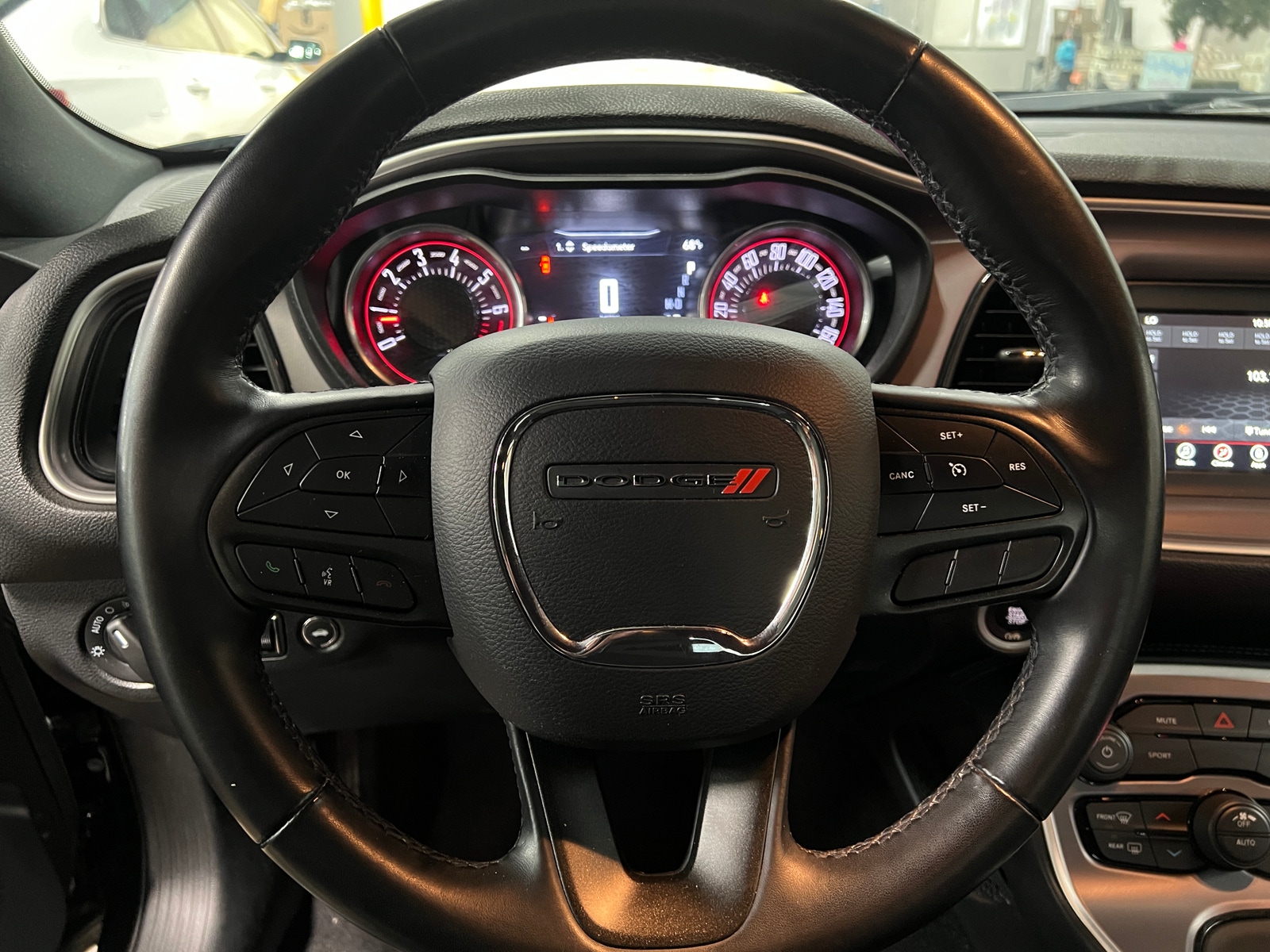Thumbnail: 2022 Dodge Challenger - 4