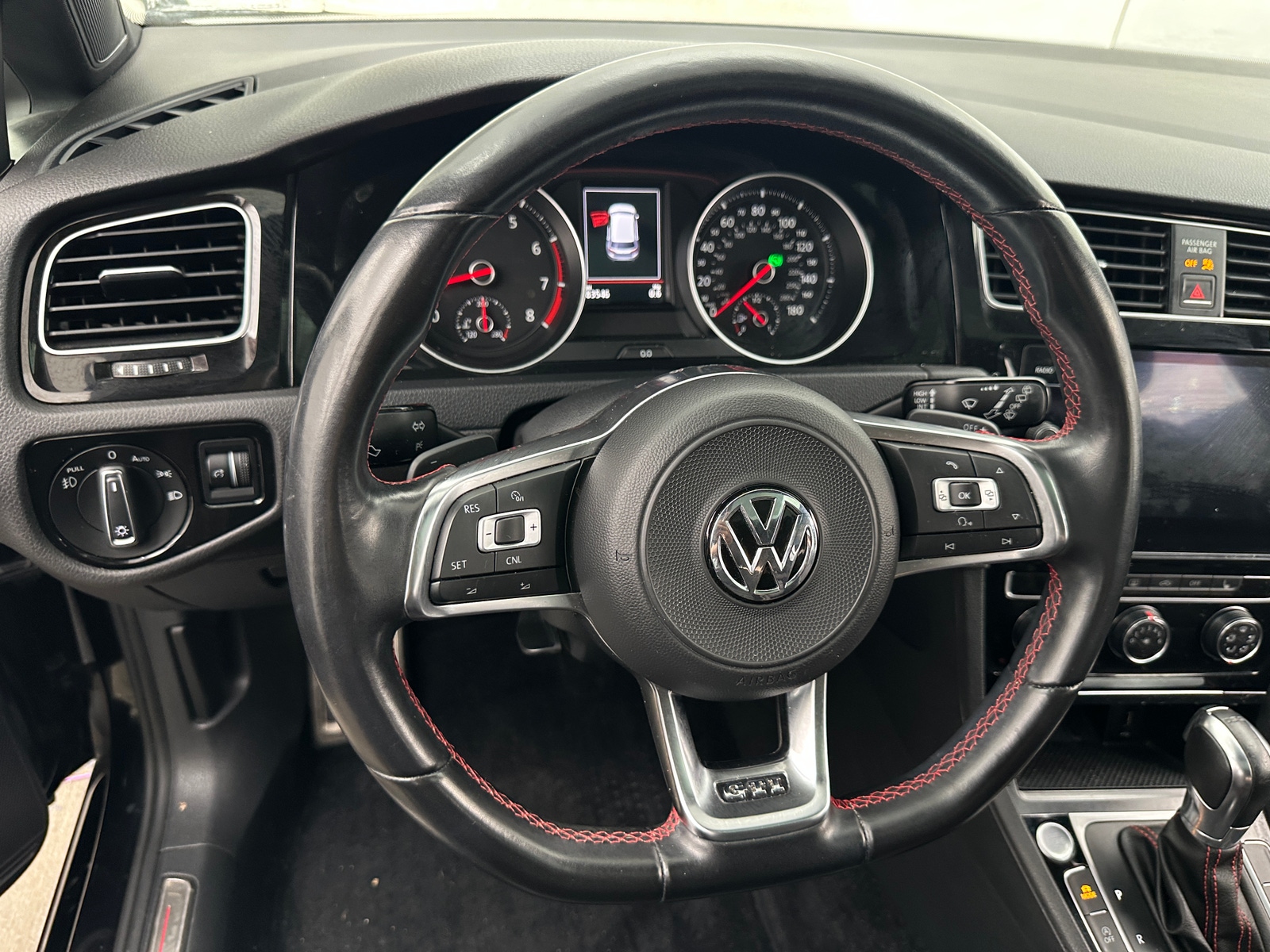 Thumbnail: 2018 Volkswagen Golf - 5