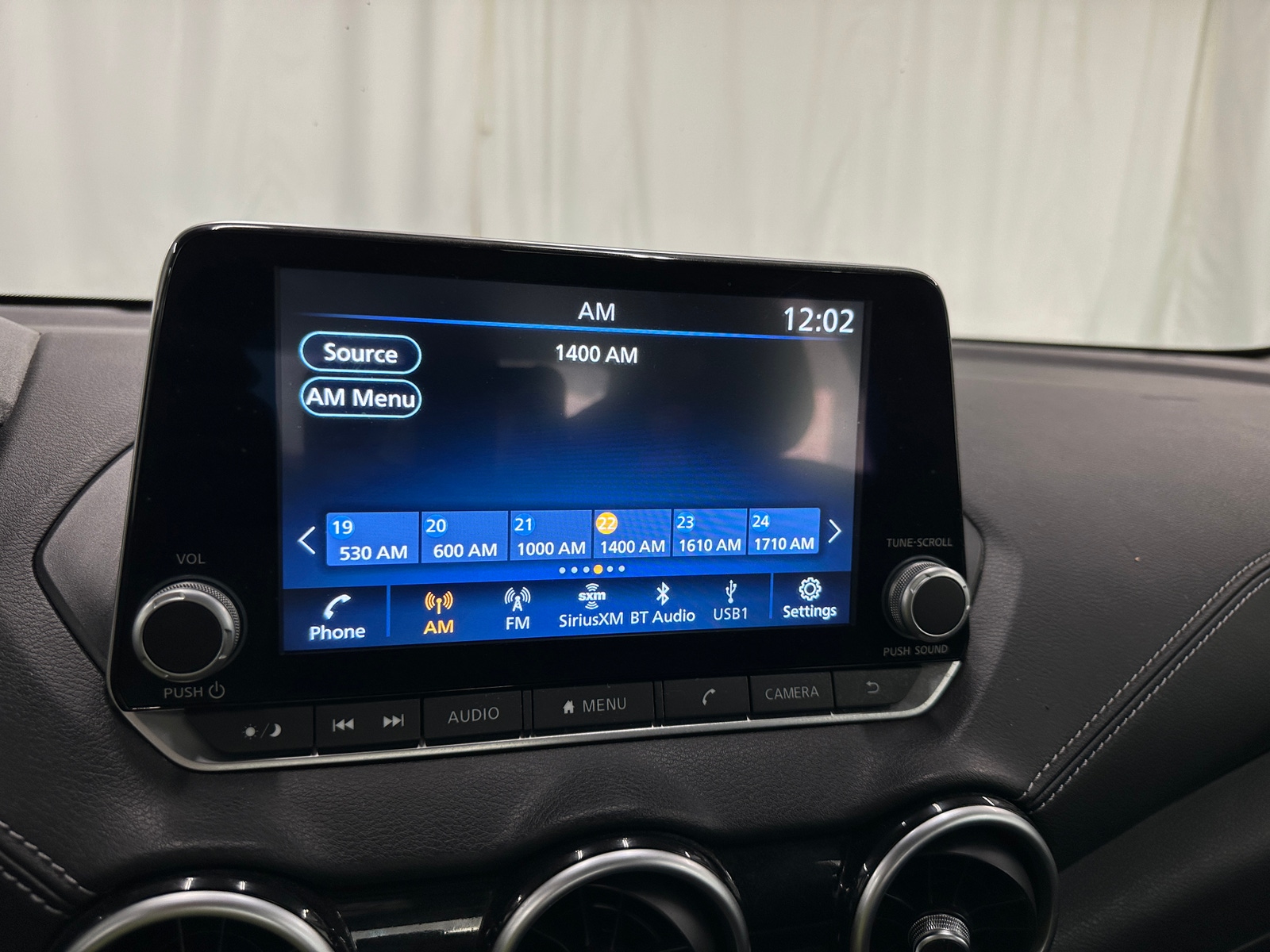 Thumbnail: 2023 Nissan Sentra - 4