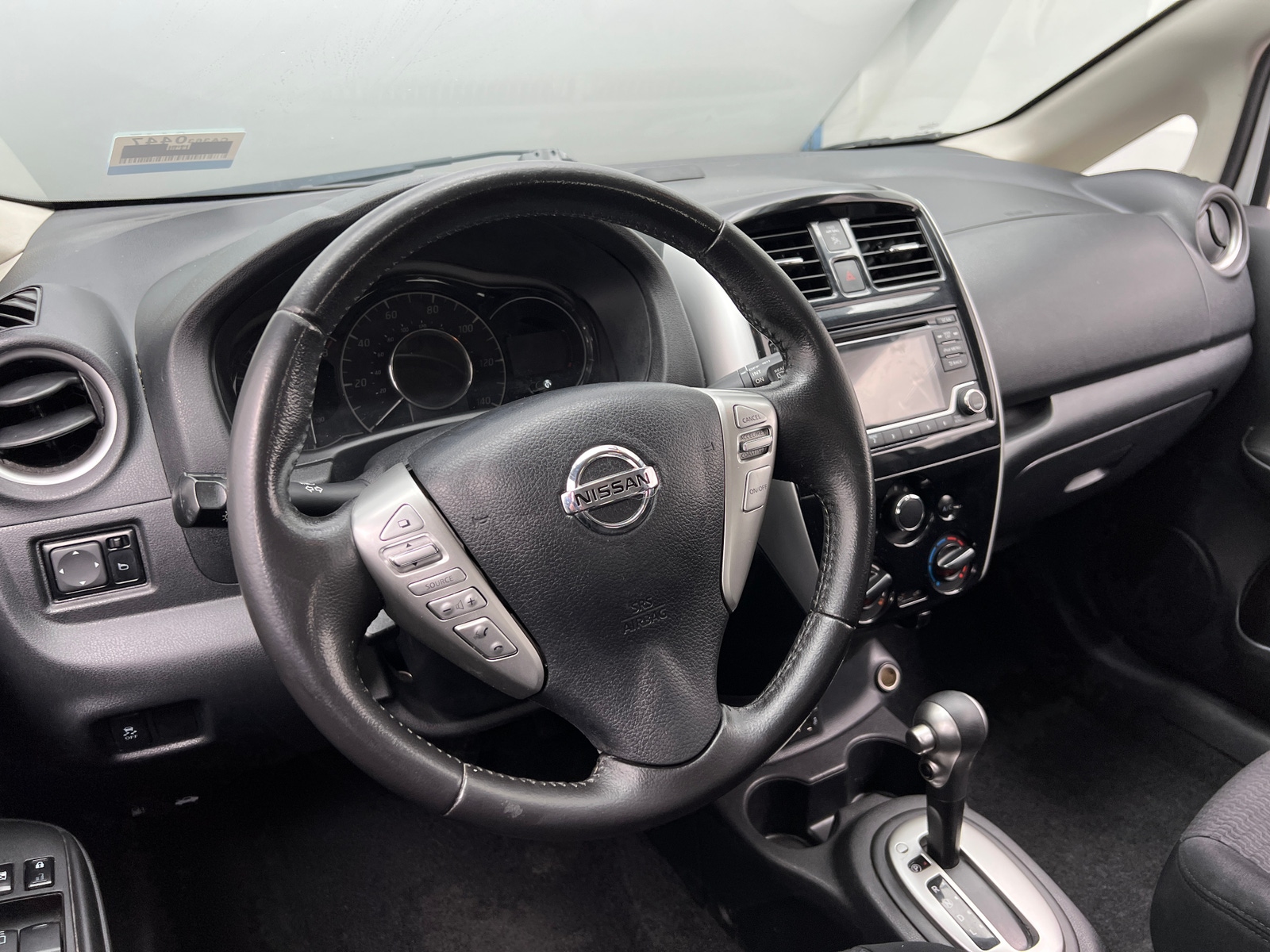 Thumbnail: 2017 Nissan Versa Note - 5