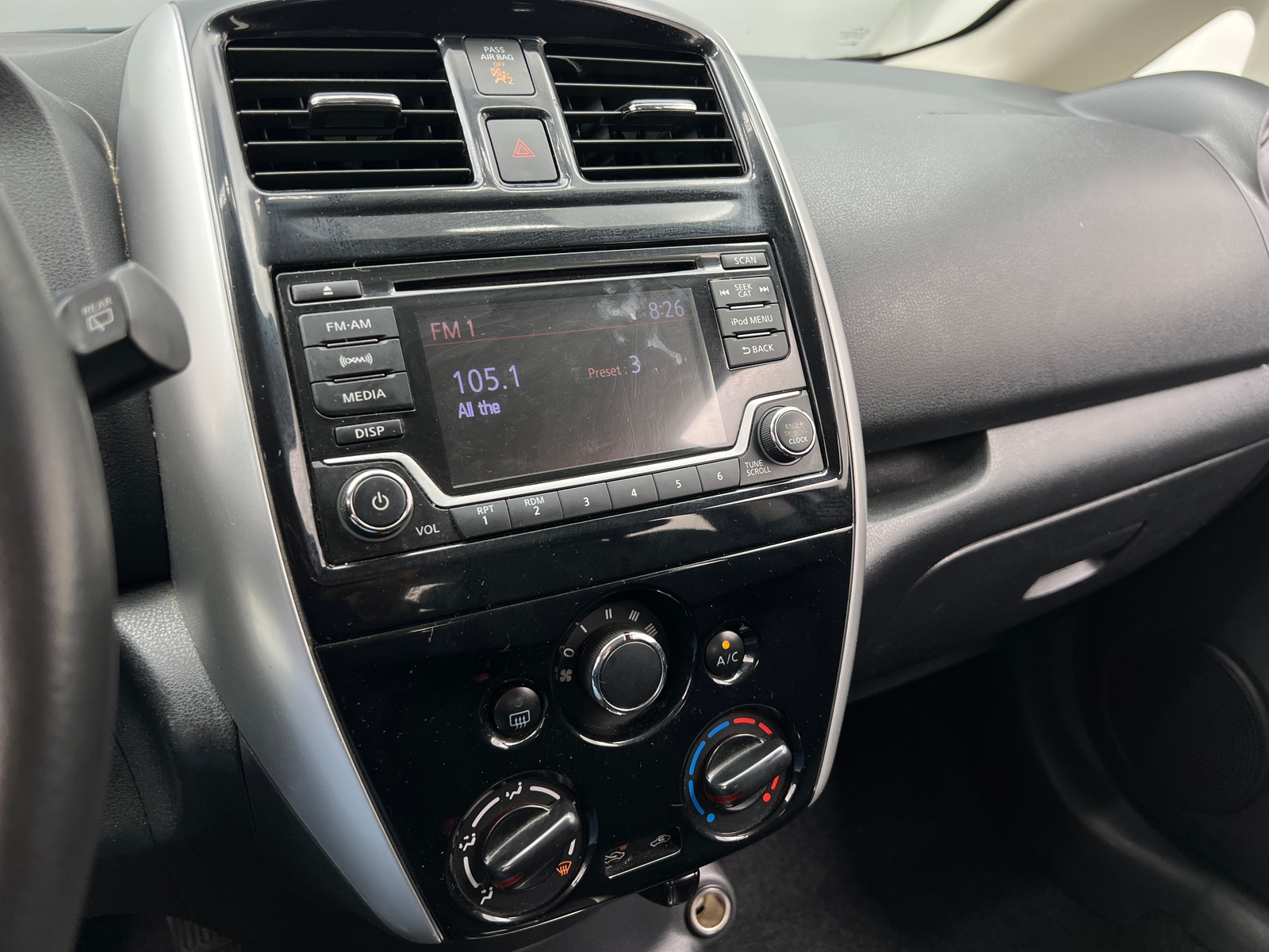 Thumbnail: 2017 Nissan Versa Note - 4