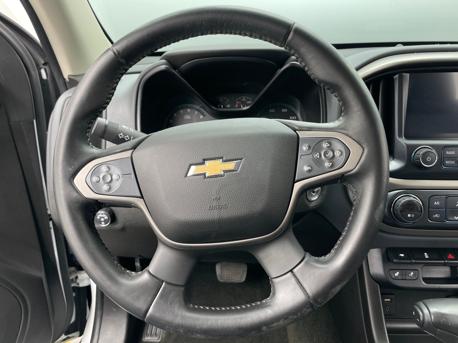 Thumbnail: 2017 Chevrolet Colorado - 4