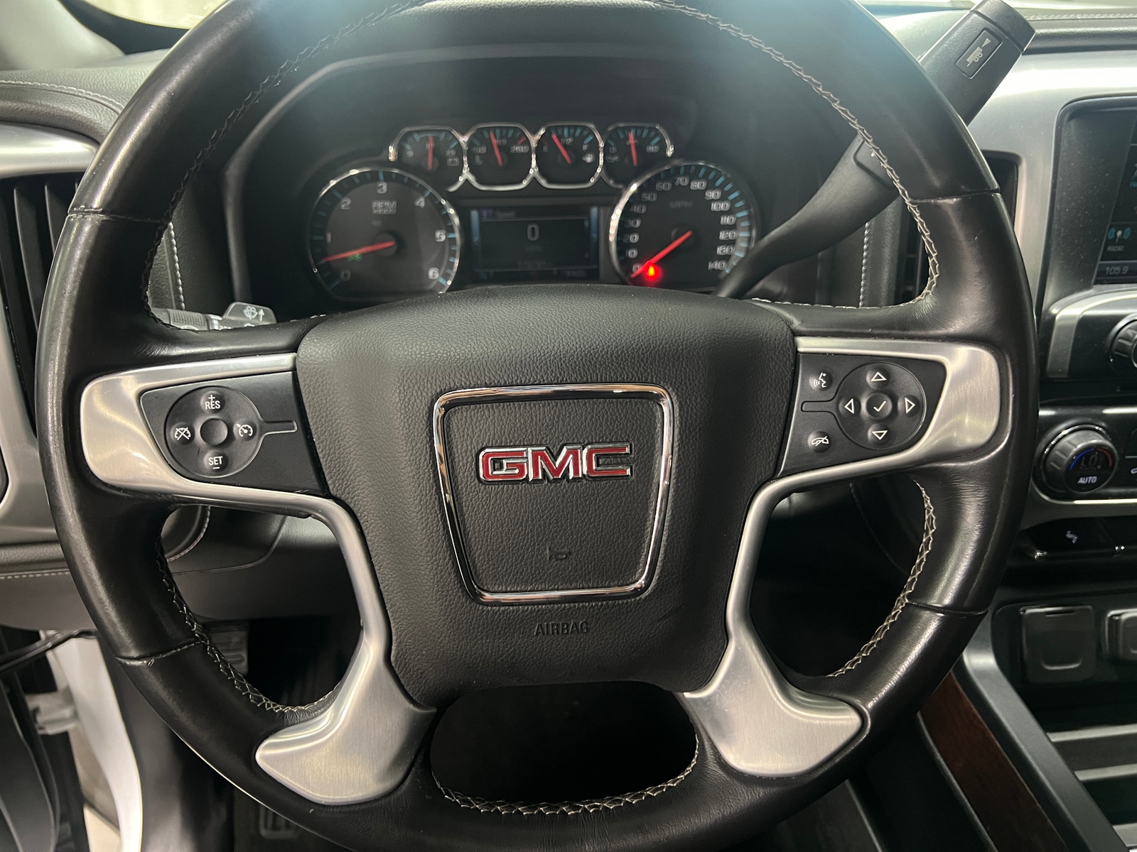 Thumbnail: 2017 GMC Sierra 1500 - 4
