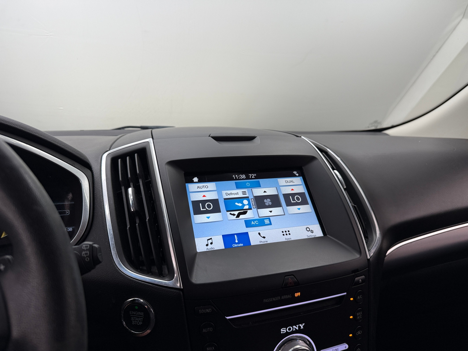 Thumbnail: 2018 Ford Edge - 3