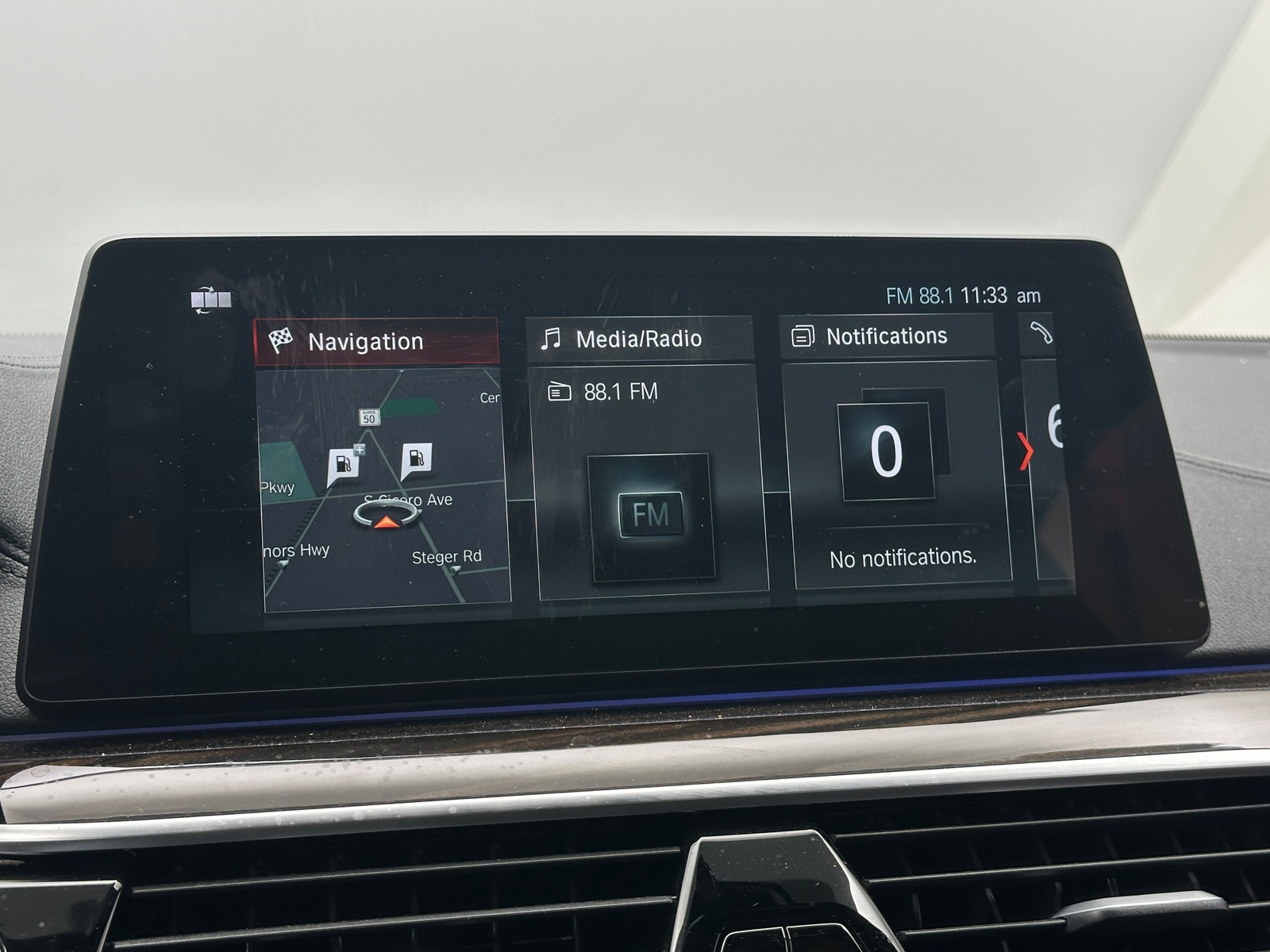 Thumbnail: 2018 BMW 5 Series - 3