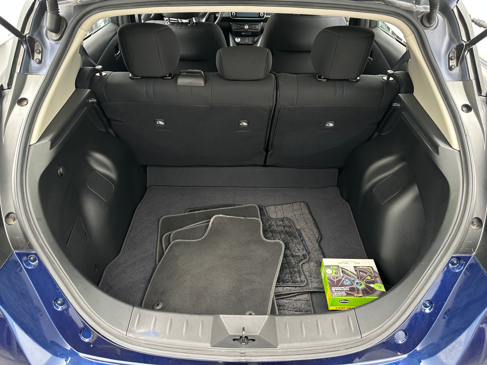 Thumbnail: 2020 Nissan Leaf - 7