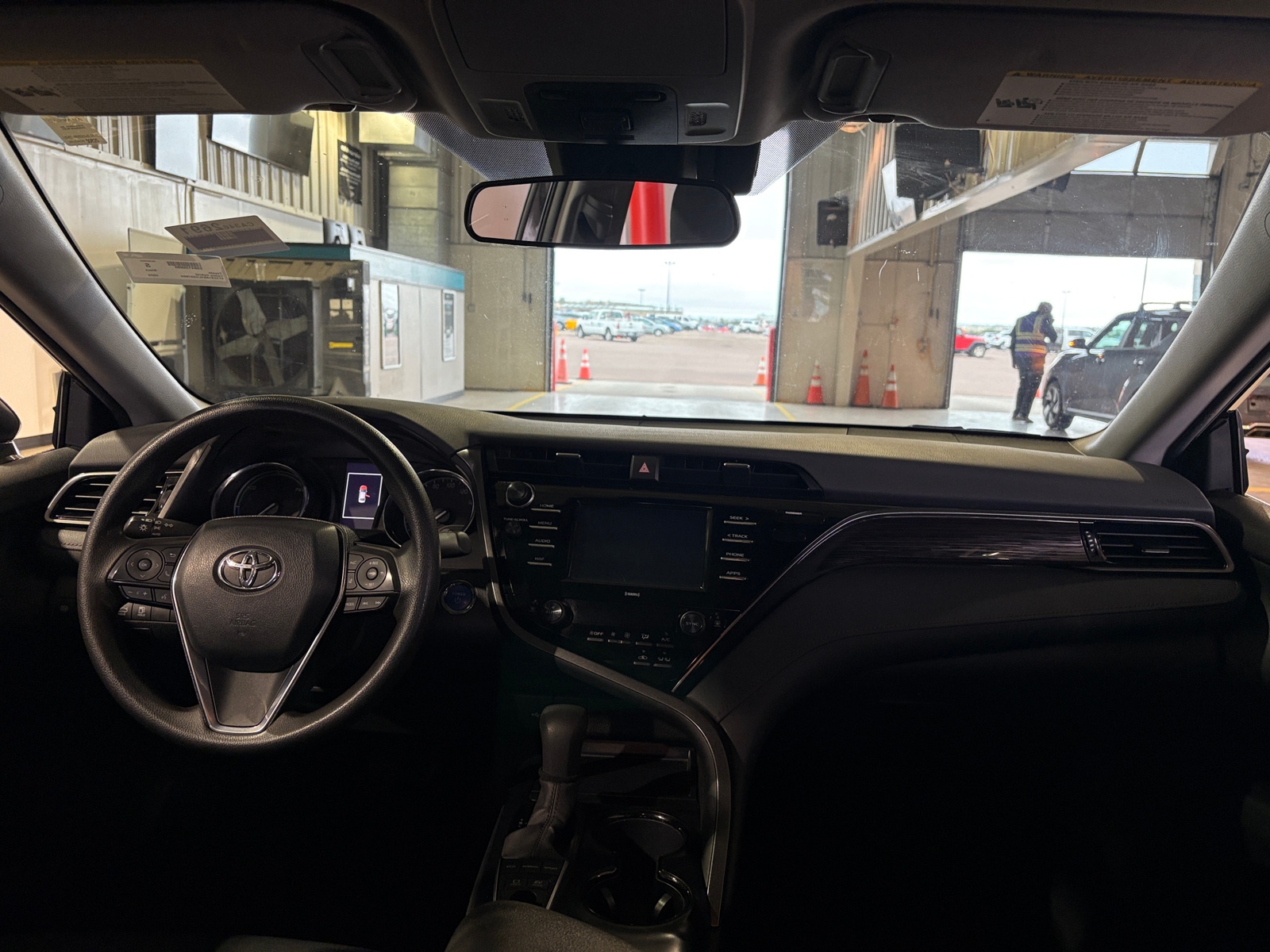 Thumbnail: 2020 Toyota Camry - 3