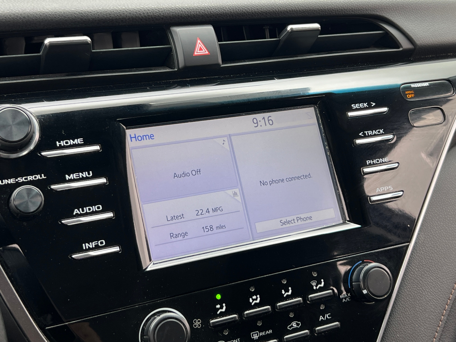 Thumbnail: 2018 Toyota Camry - 4