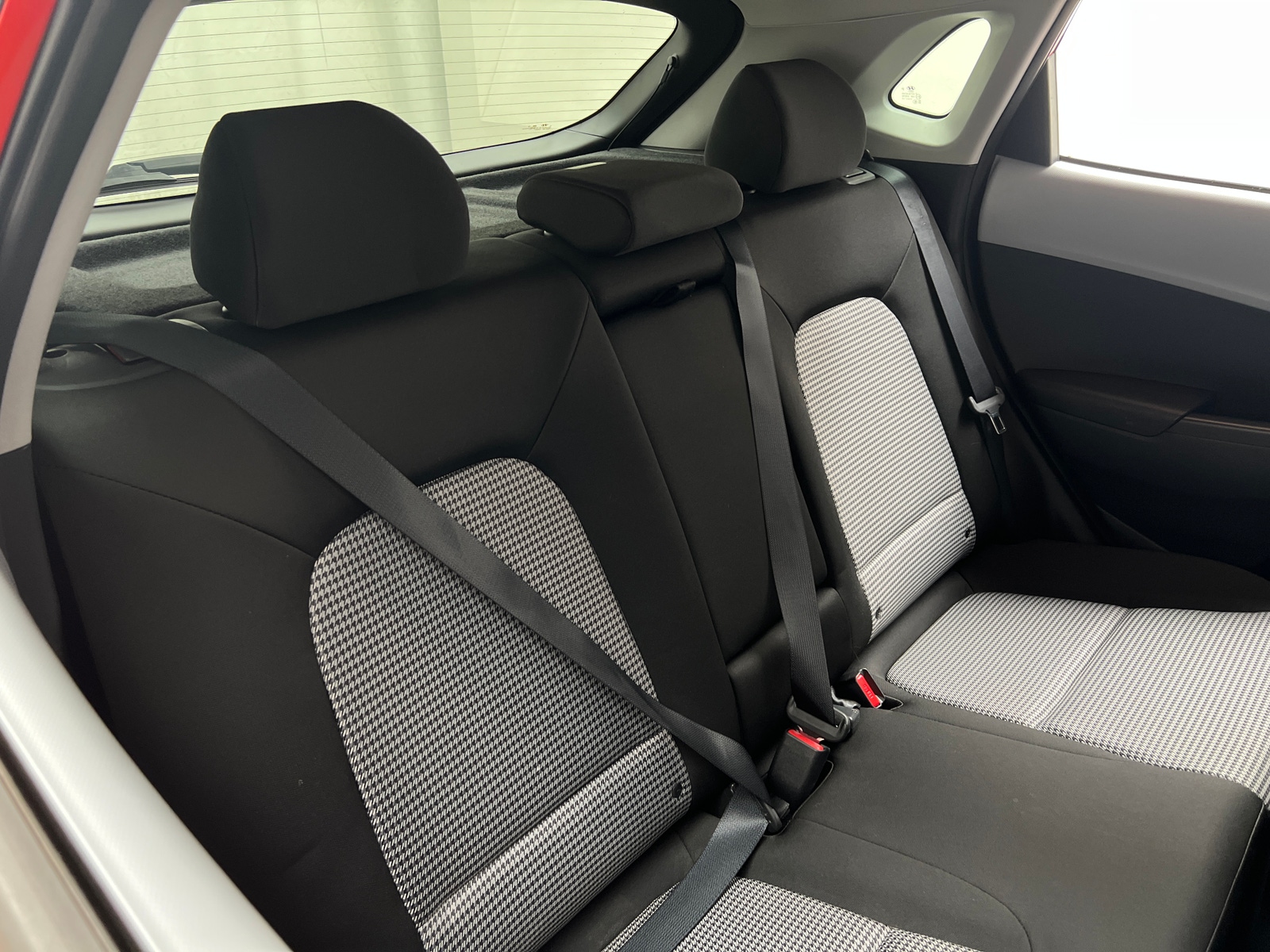 Thumbnail: 2020 Hyundai Kona - 6