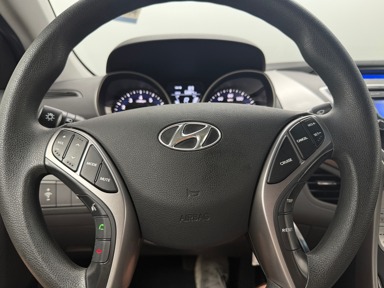 Thumbnail: 2013 Hyundai Elantra - 5