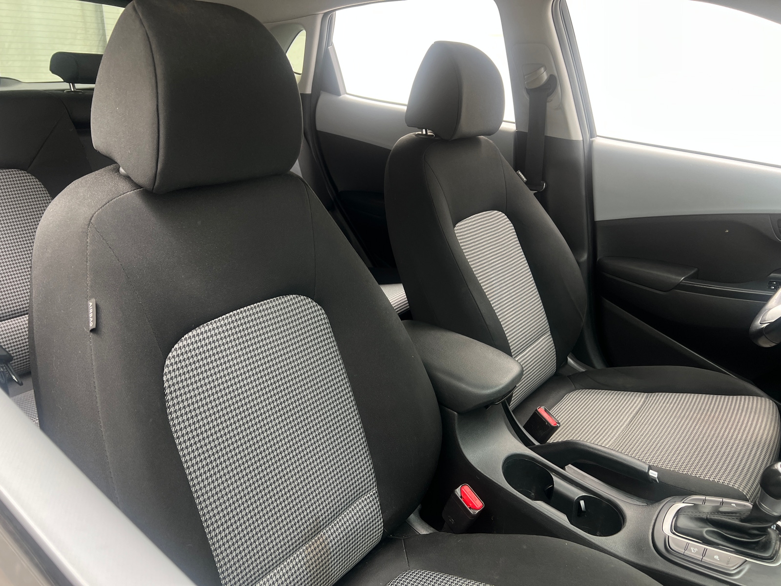 Thumbnail: 2018 Hyundai Kona - 2