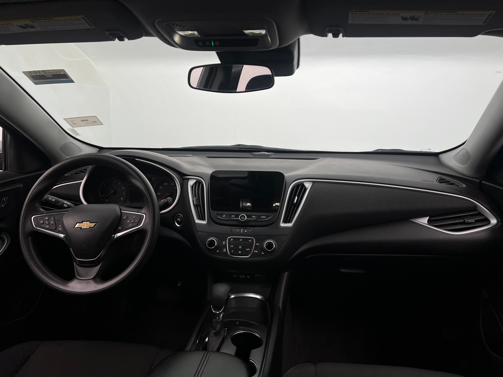Thumbnail: 2023 Chevrolet Malibu - 3