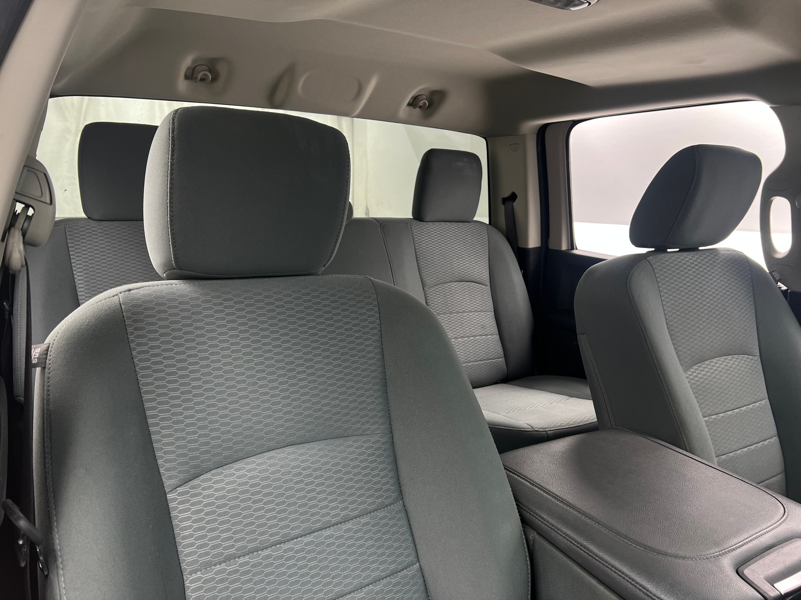 Thumbnail: 2020 RAM 1500 Classic - 2