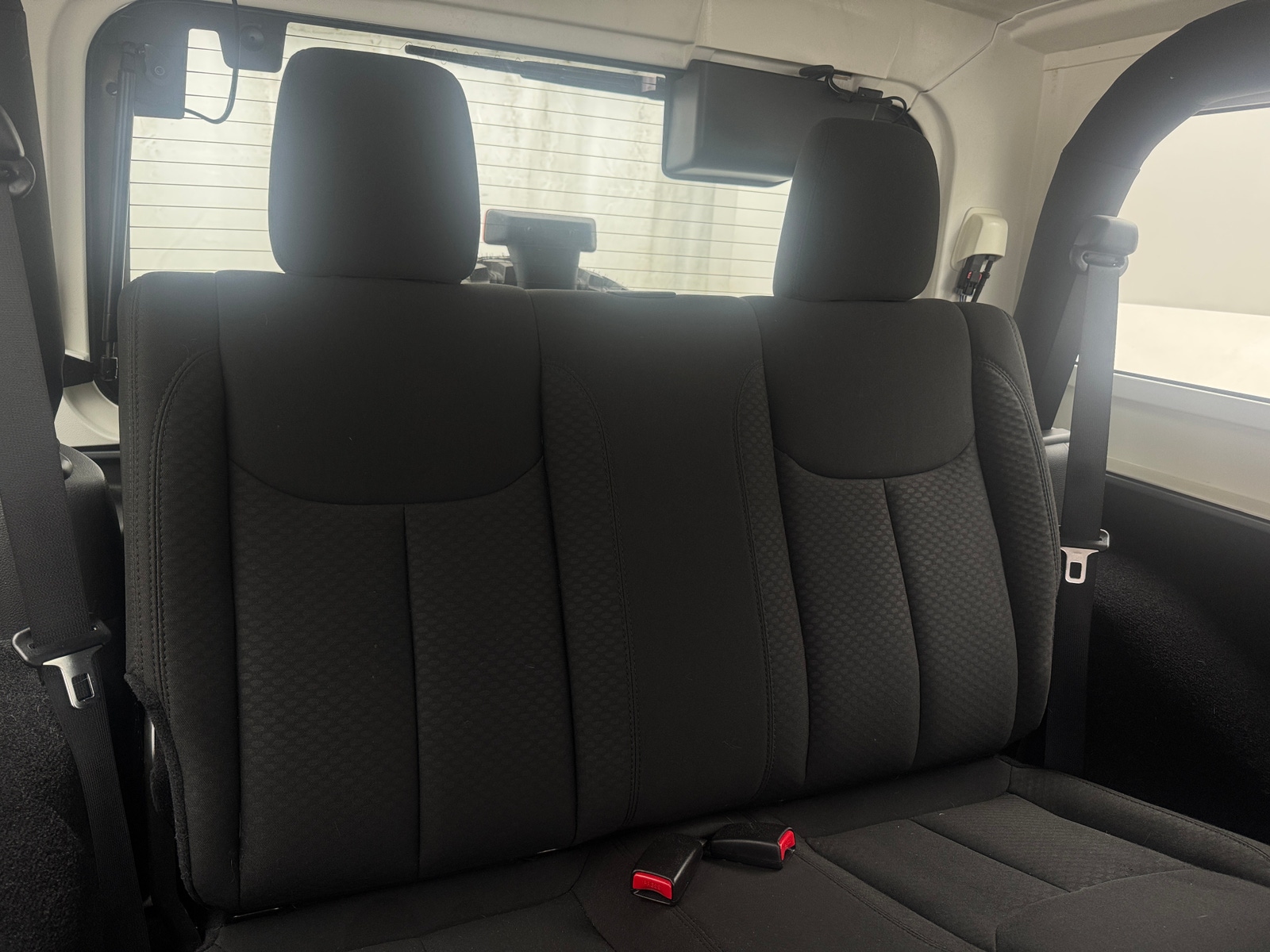 Thumbnail: 2015 Jeep Wrangler - 6