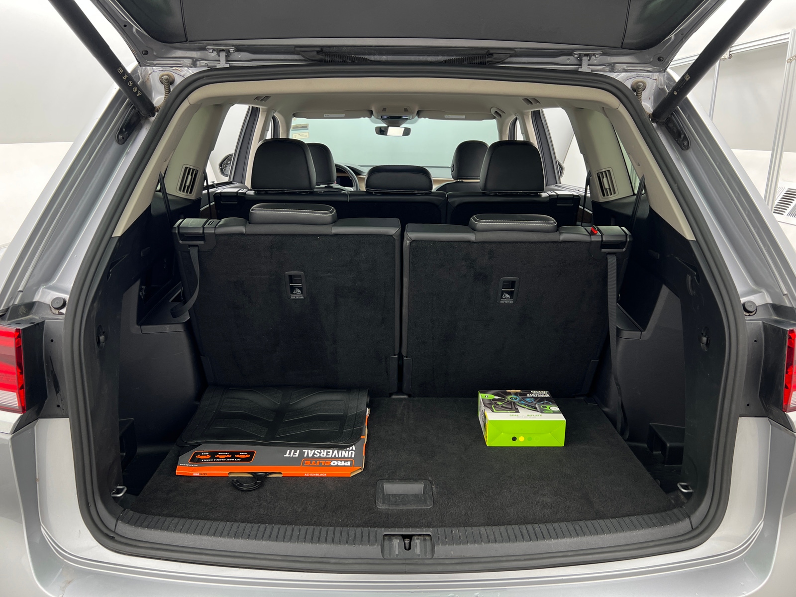 Thumbnail: 2024 Volkswagen Atlas - 6