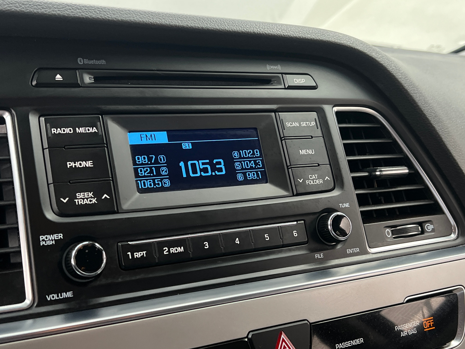 Thumbnail: 2015 Hyundai Sonata - 4