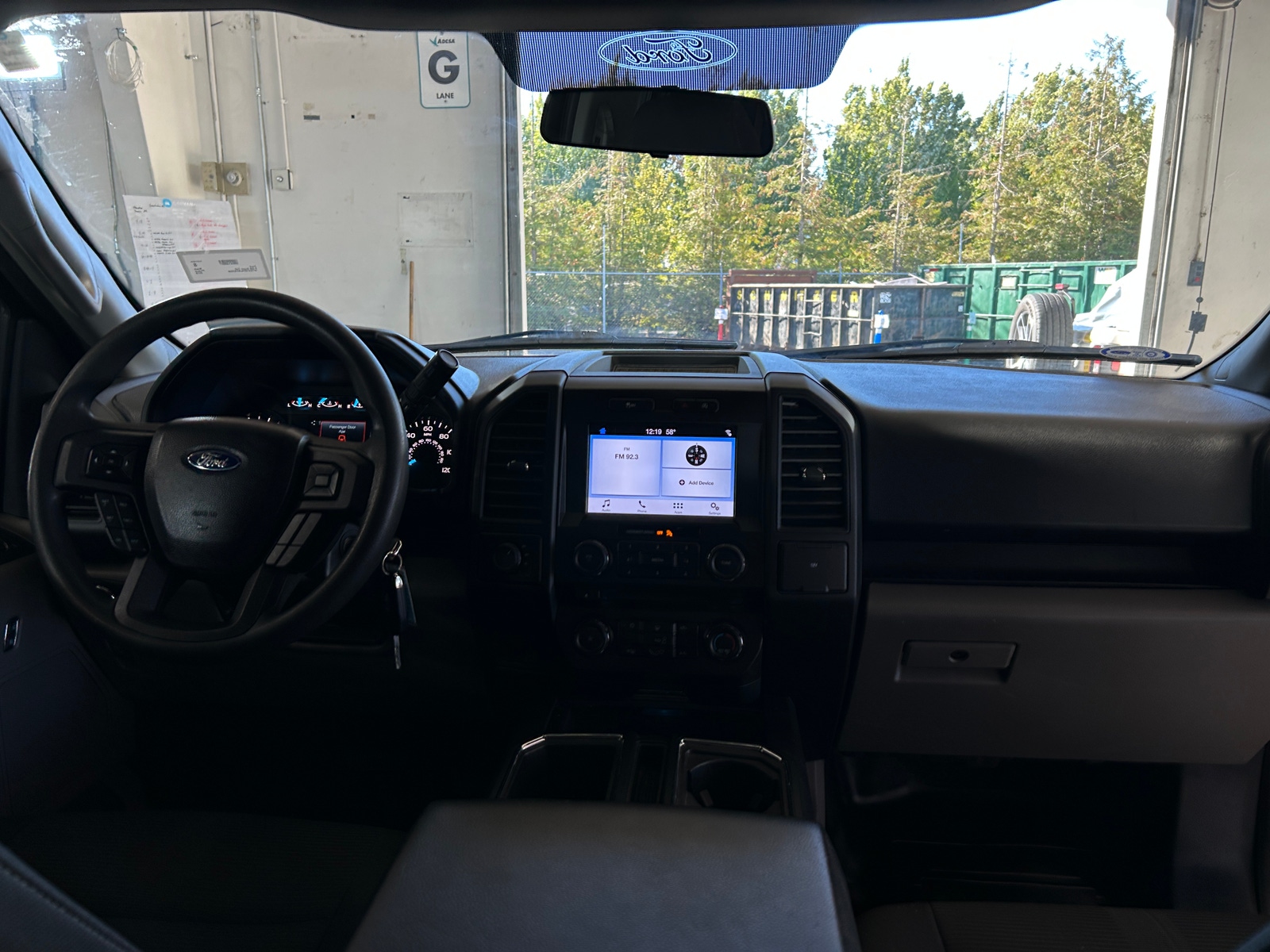 Thumbnail: 2018 Ford Econoline - 3