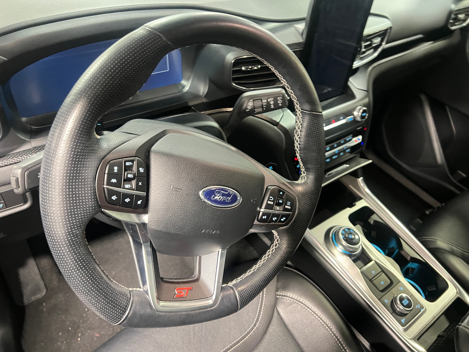 Thumbnail: 2020 Ford Explorer - 4
