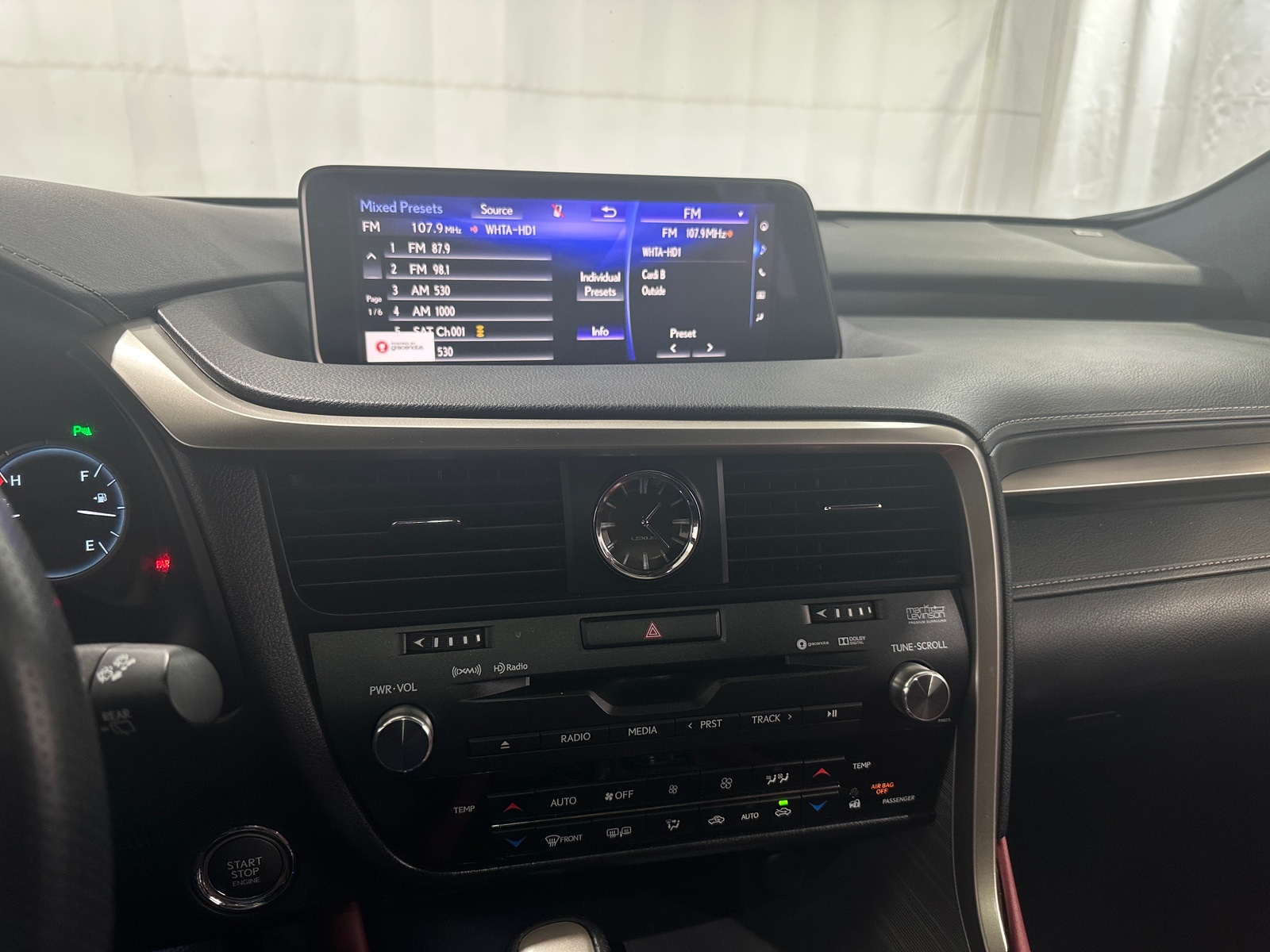 Thumbnail: 2016 Lexus RX - 4