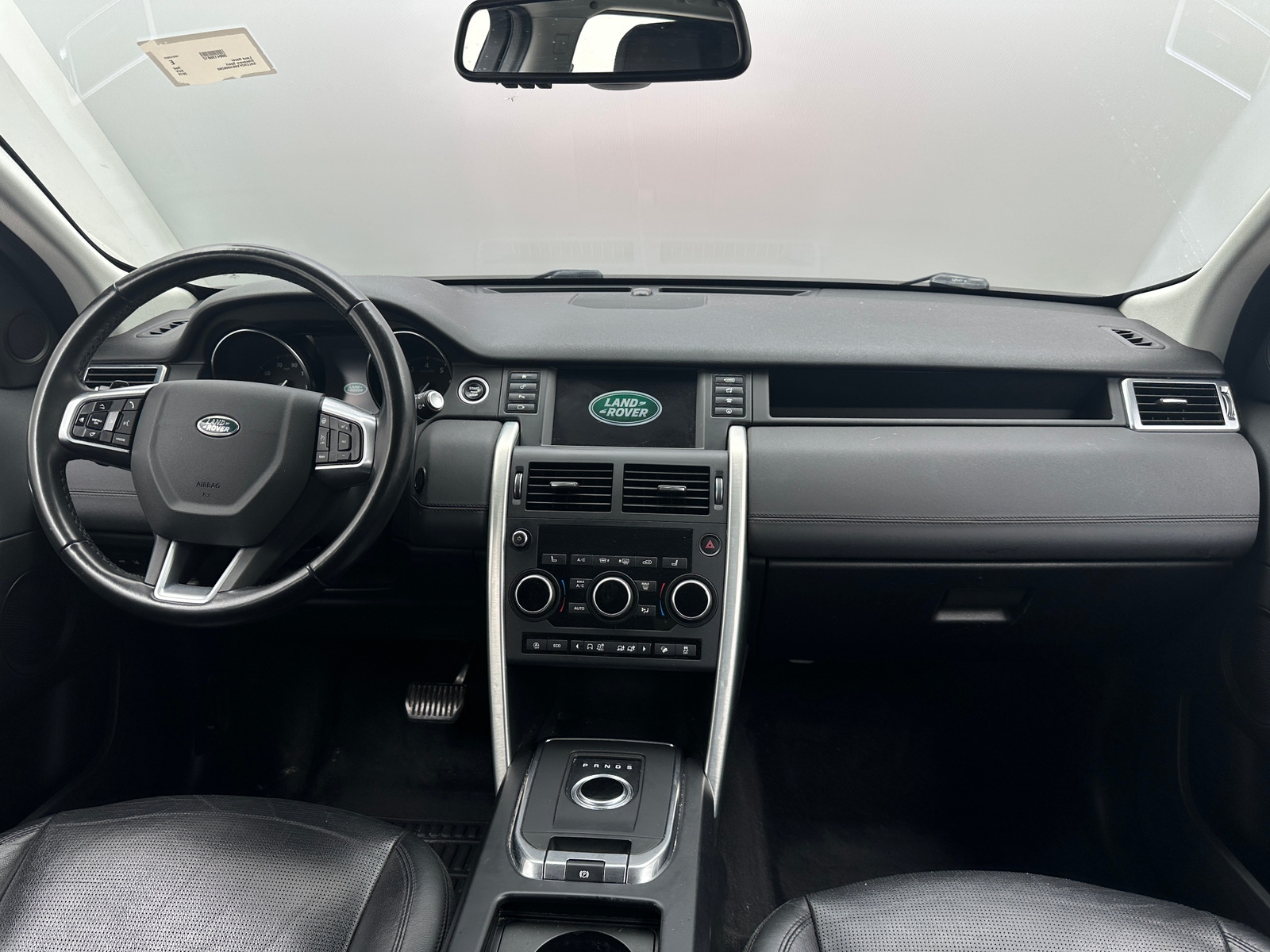 Thumbnail: 2019 Land Rover Discovery Sport - 2