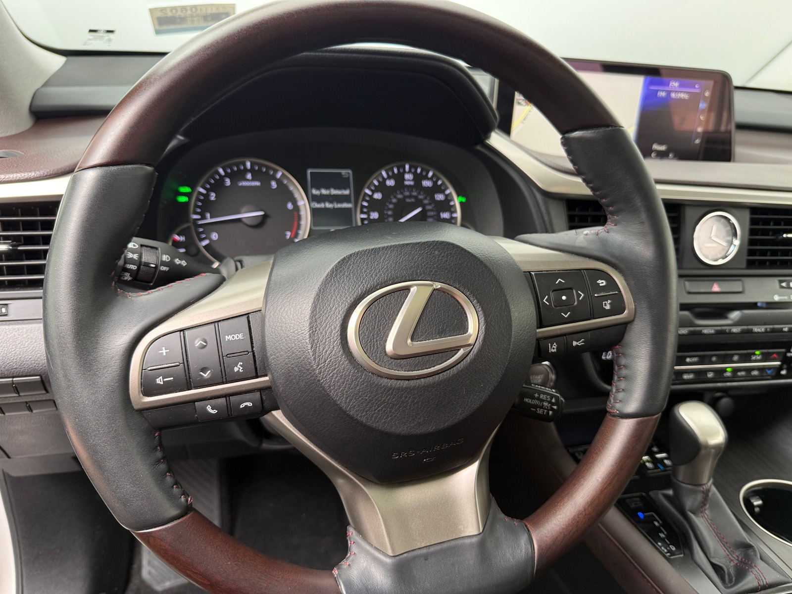 Thumbnail: 2017 Lexus RX - 4