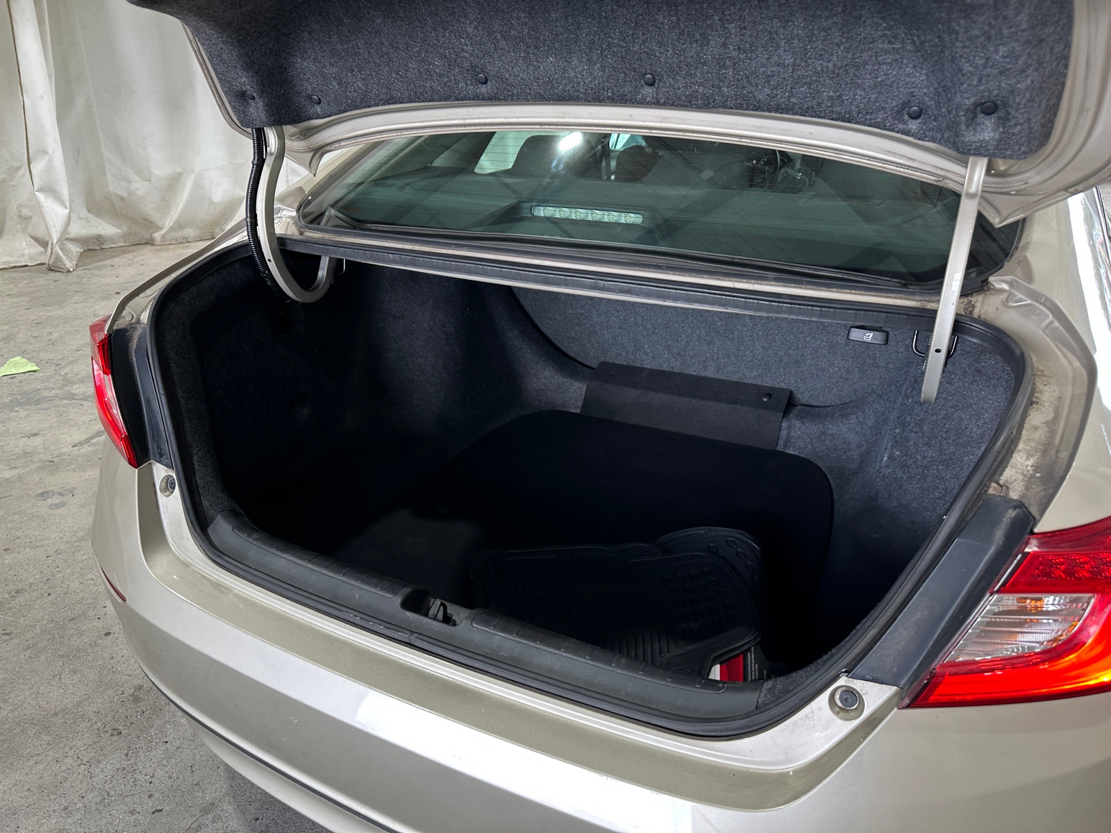 Thumbnail: 2019 Honda Accord - 7