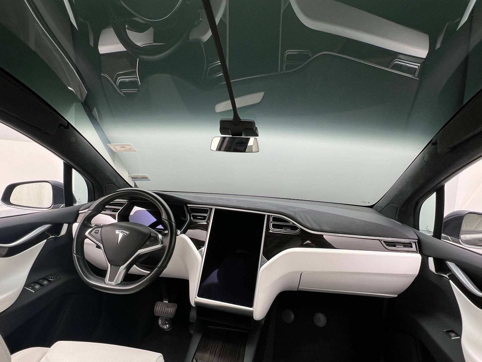 Thumbnail: 2016 Tesla Model X - 2