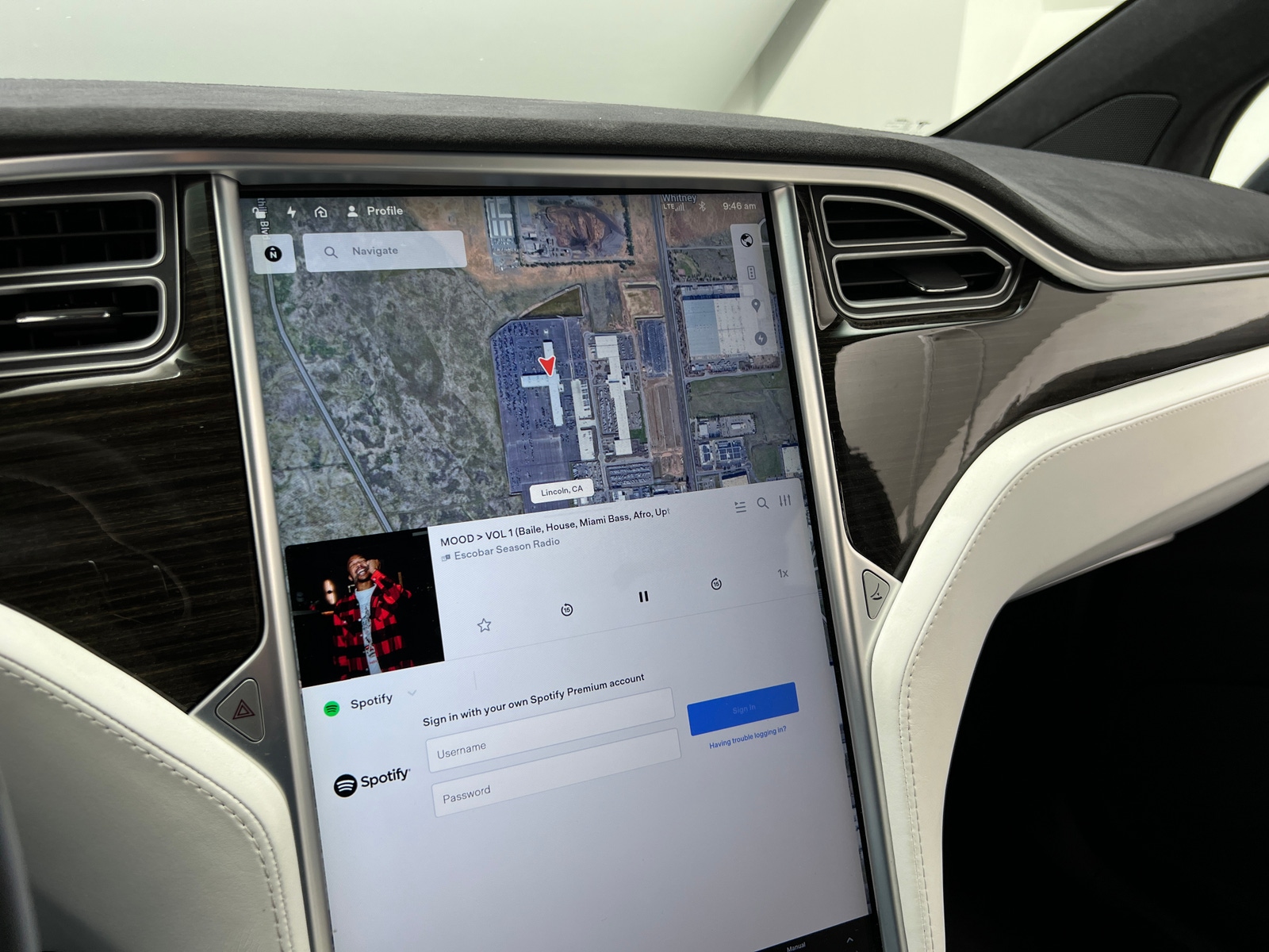 Thumbnail: 2016 Tesla Model X - 3