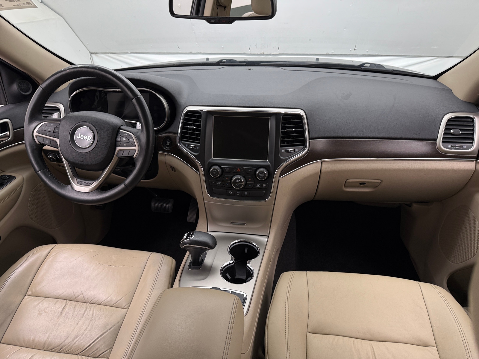 Thumbnail: 2015 Jeep Grand Cherokee - 2