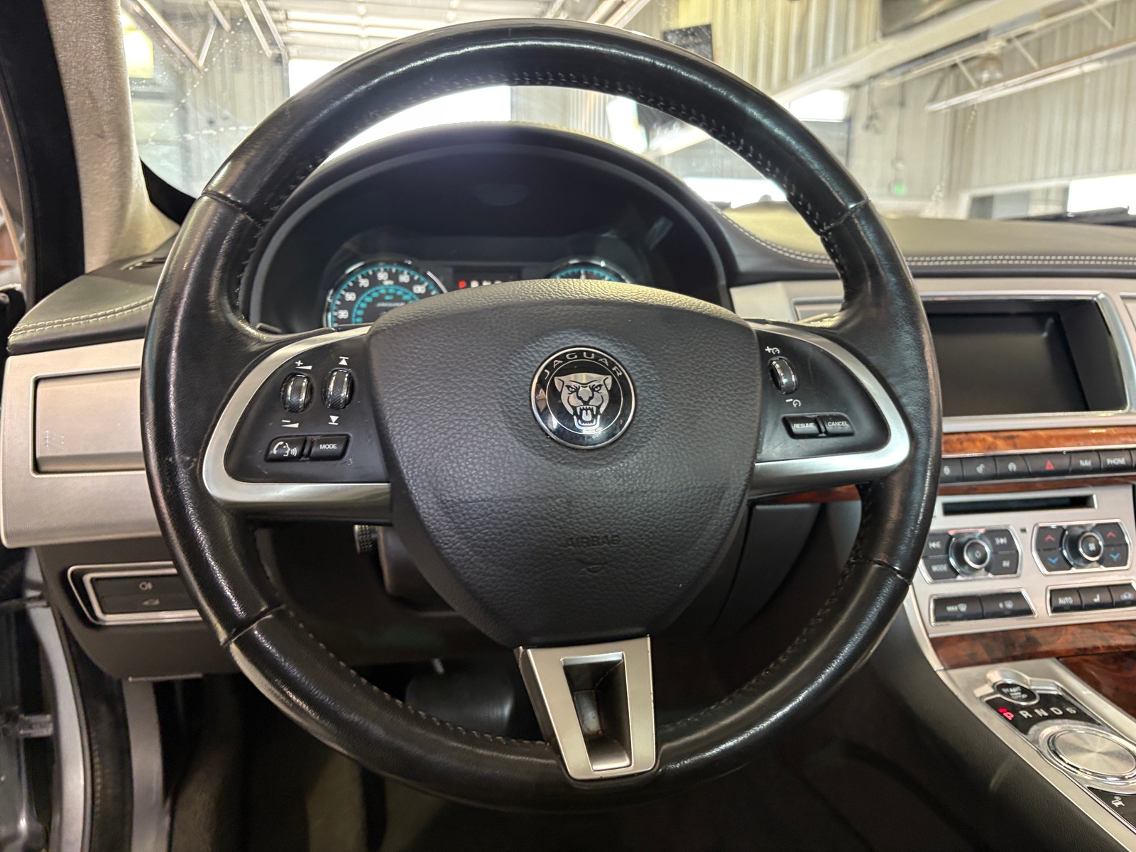 Thumbnail: 2015 Jaguar XF - 4