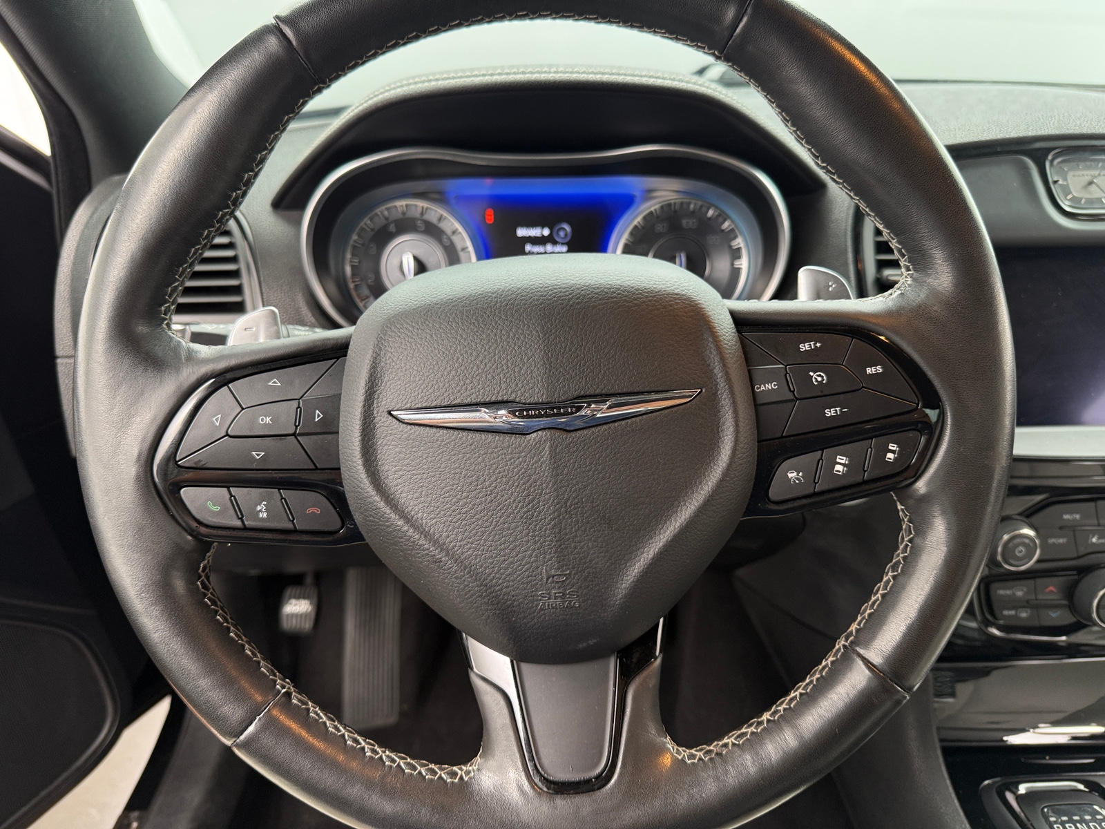 Thumbnail: 2021 Chrysler 300 - 4