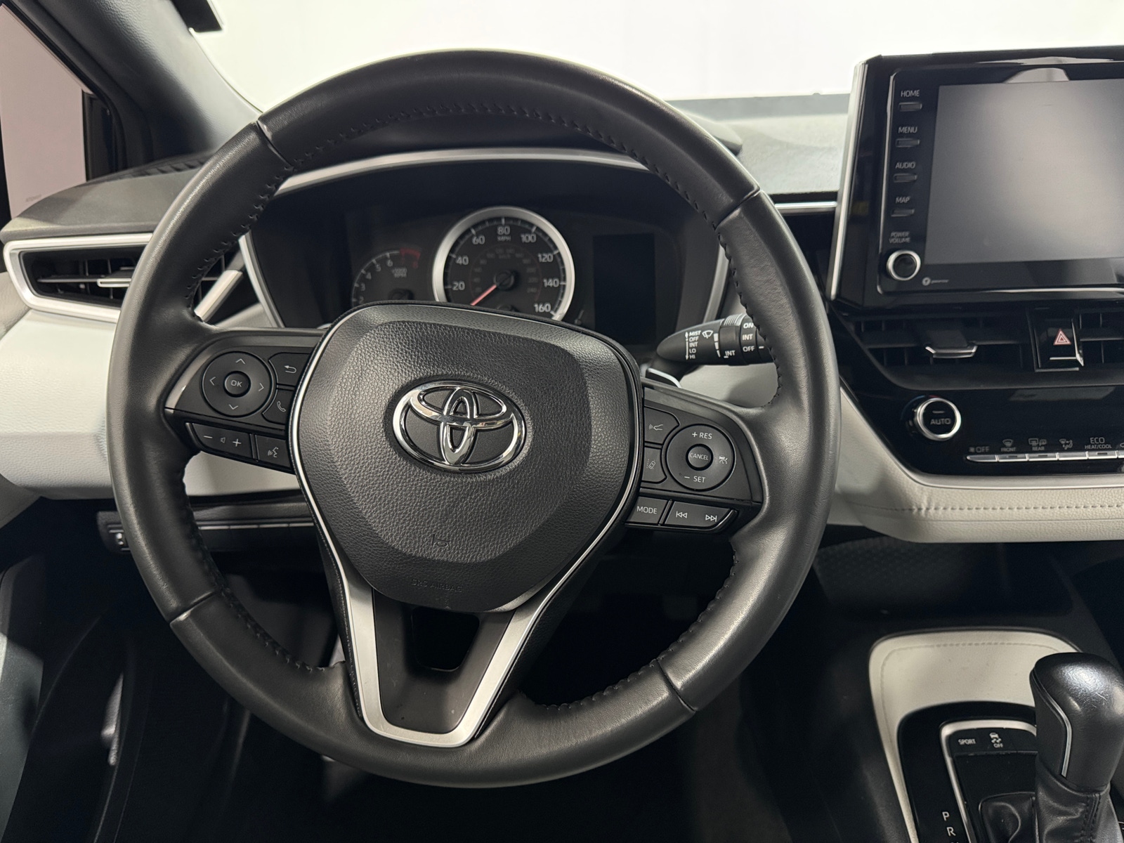 Thumbnail: 2022 Toyota Corolla - 5