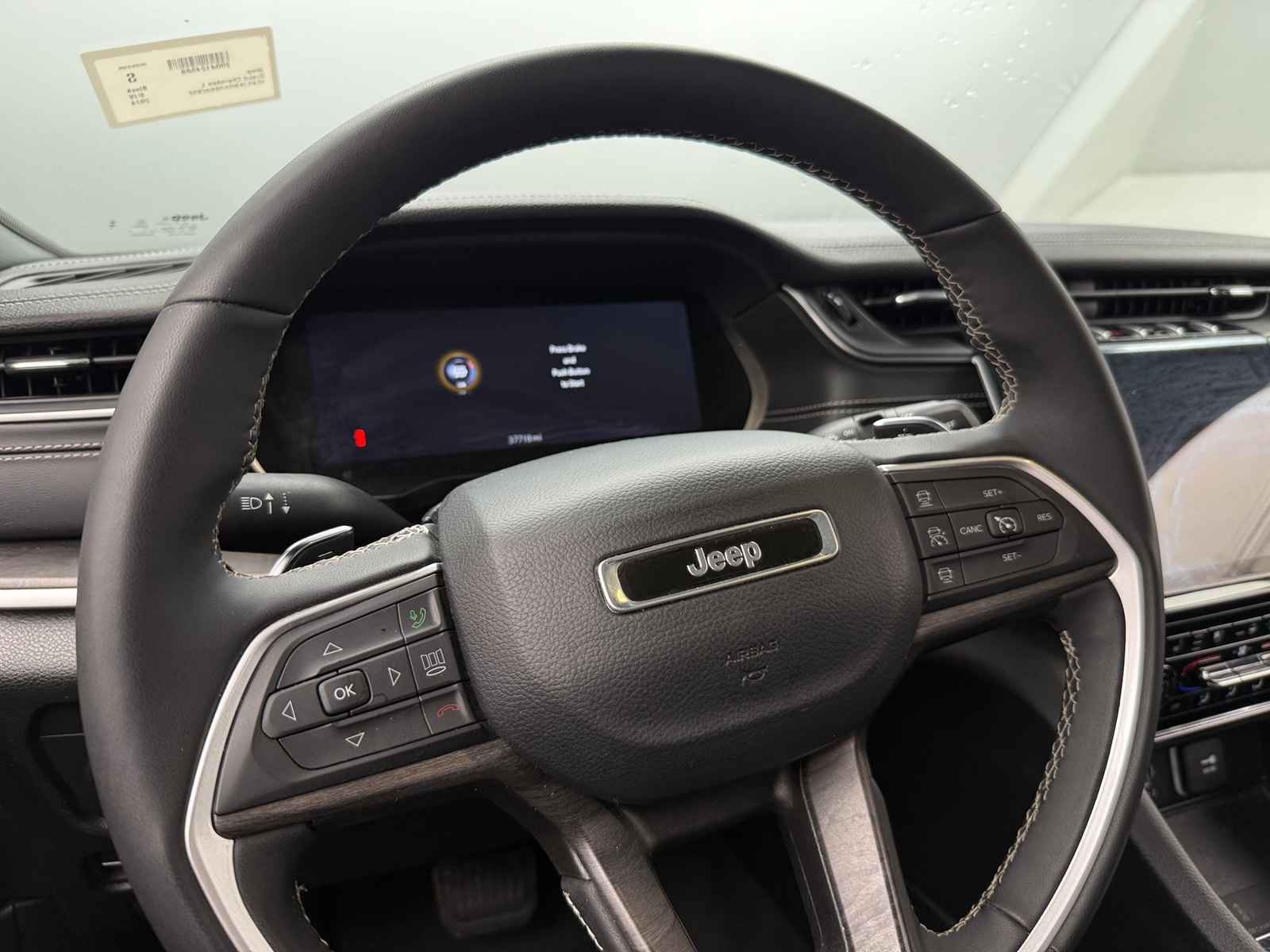 Thumbnail: 2024 Jeep Grand Cherokee L - 4