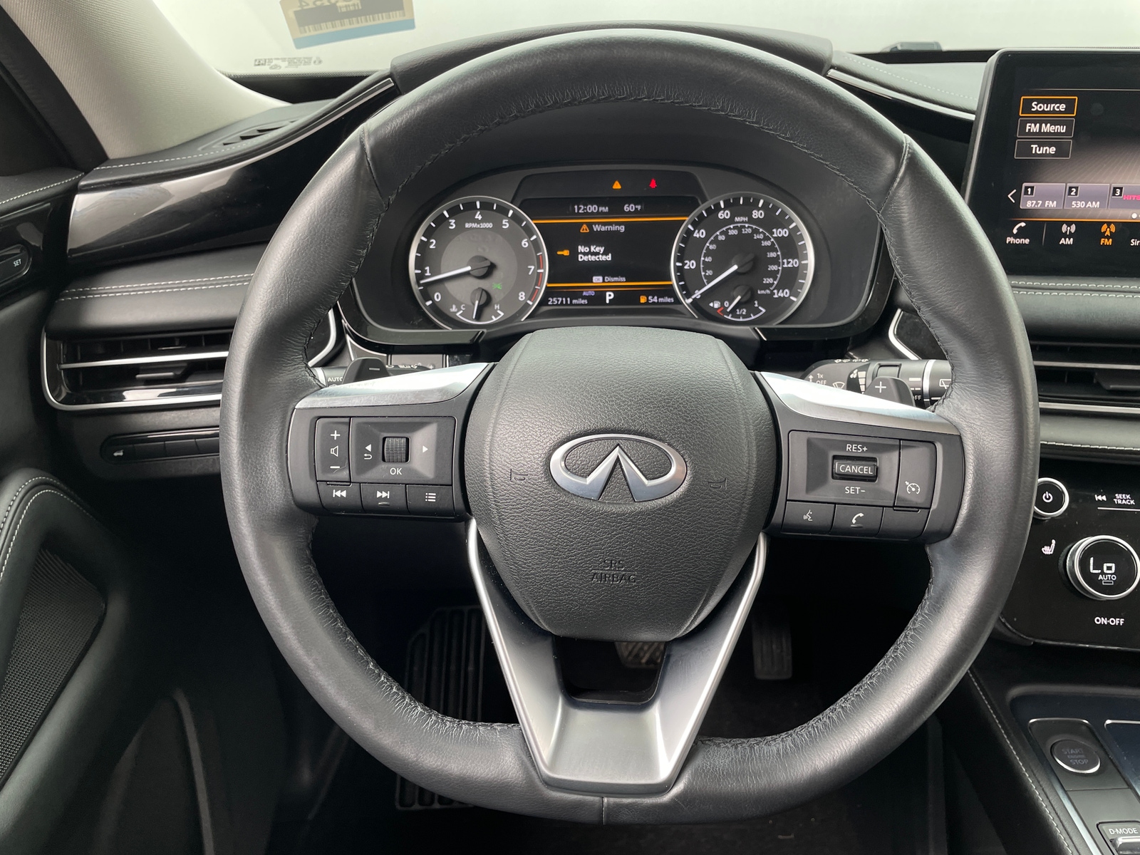 Thumbnail: 2023 INFINITI QX60 - 4