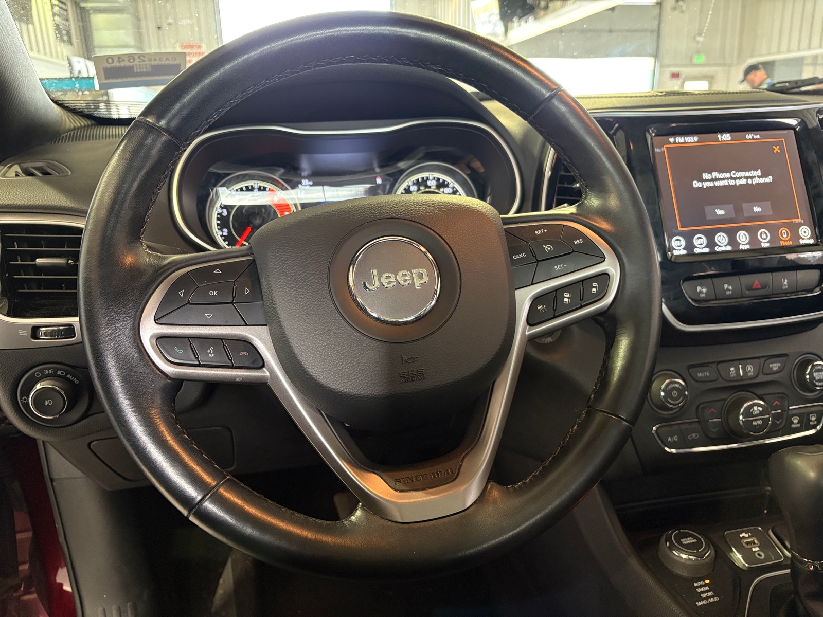 Thumbnail: 2021 Jeep Cherokee - 4