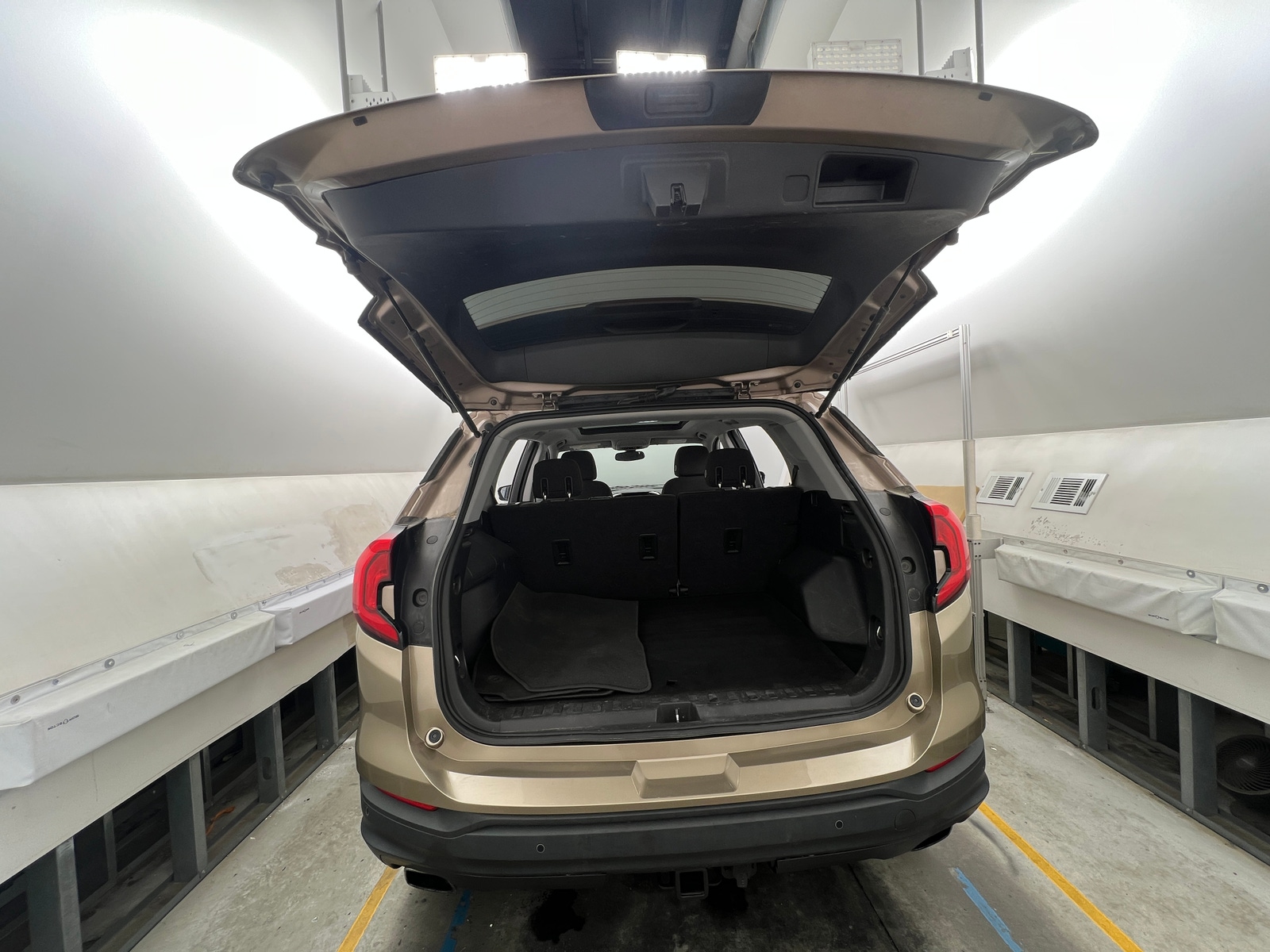 Thumbnail: 2018 GMC Terrain - 7