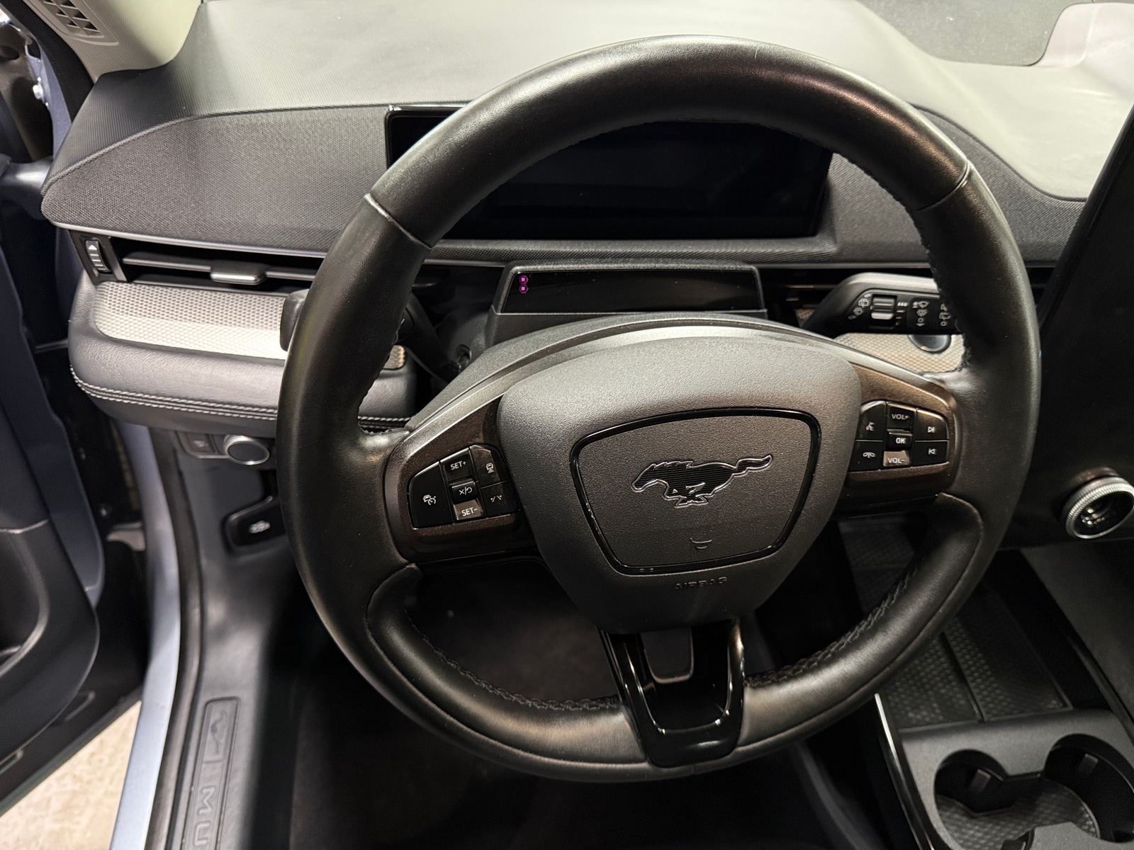 Thumbnail: 2022 Ford Mustang Mach-E - 5