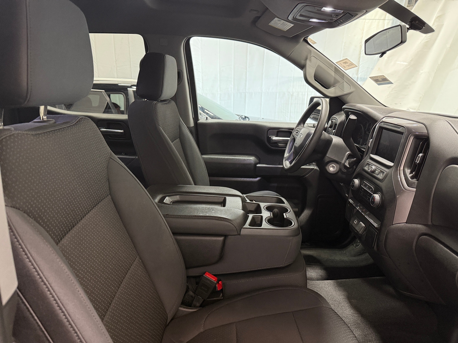 Thumbnail: 2020 Chevrolet Silverado 1500 - 2