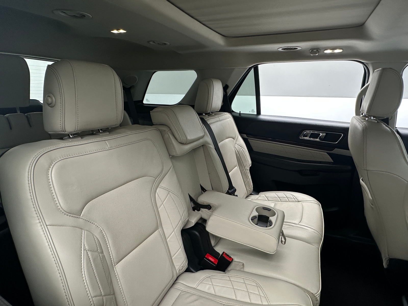 Thumbnail: 2018 Ford Explorer - 5