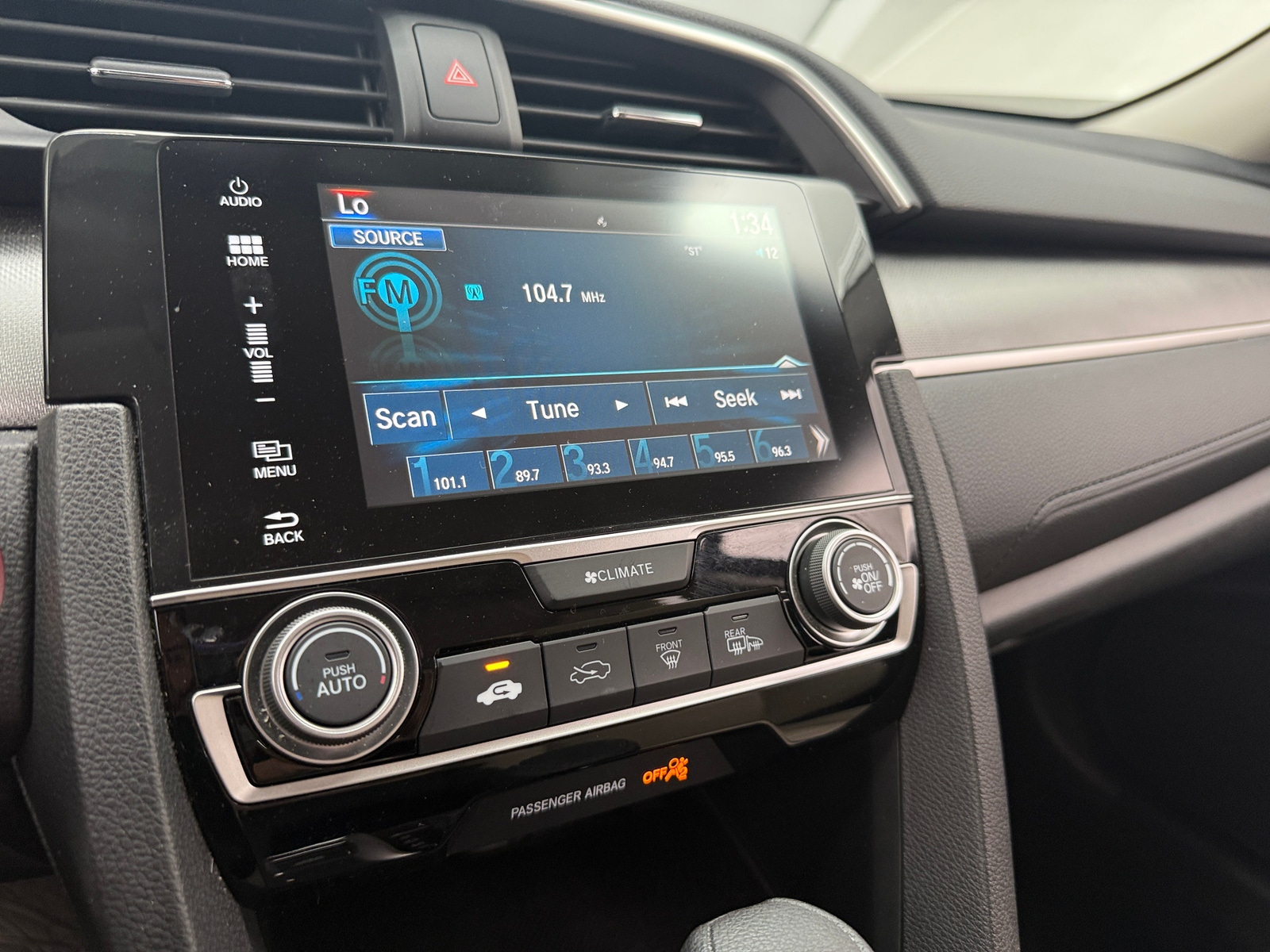 Thumbnail: 2016 Honda Civic - 4